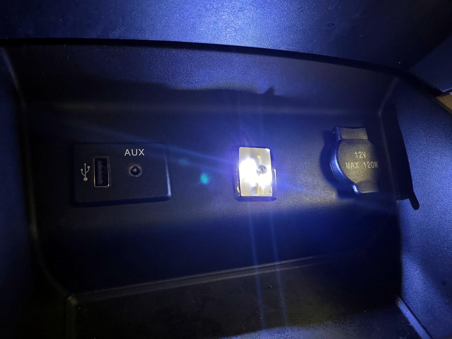 Thumbnail: 2017 Nissan Altima - 18