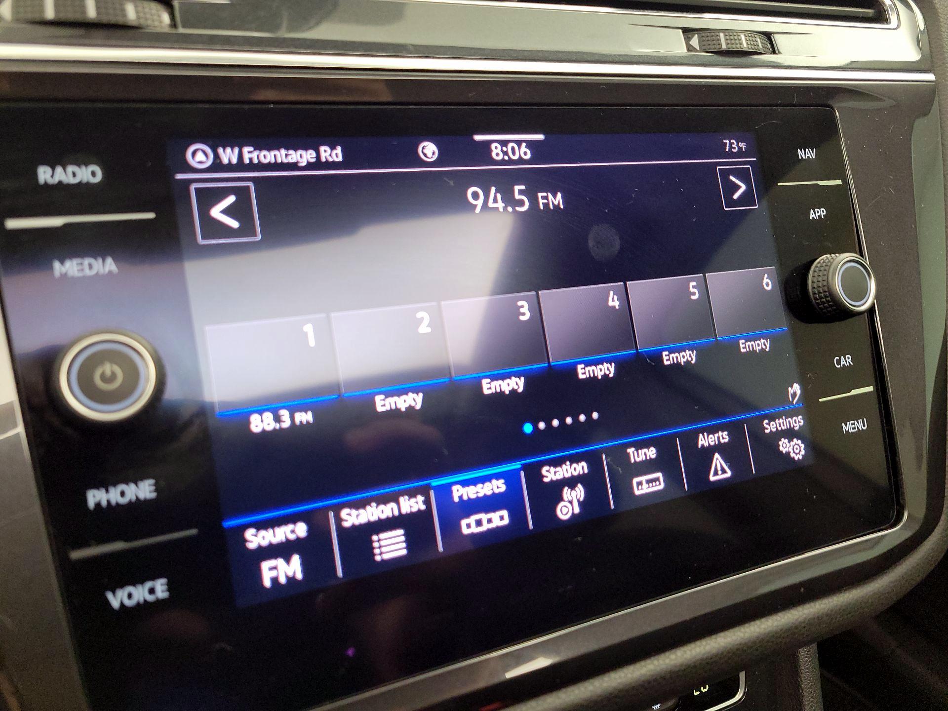 Thumbnail: 2021 Volkswagen Tiguan - 16