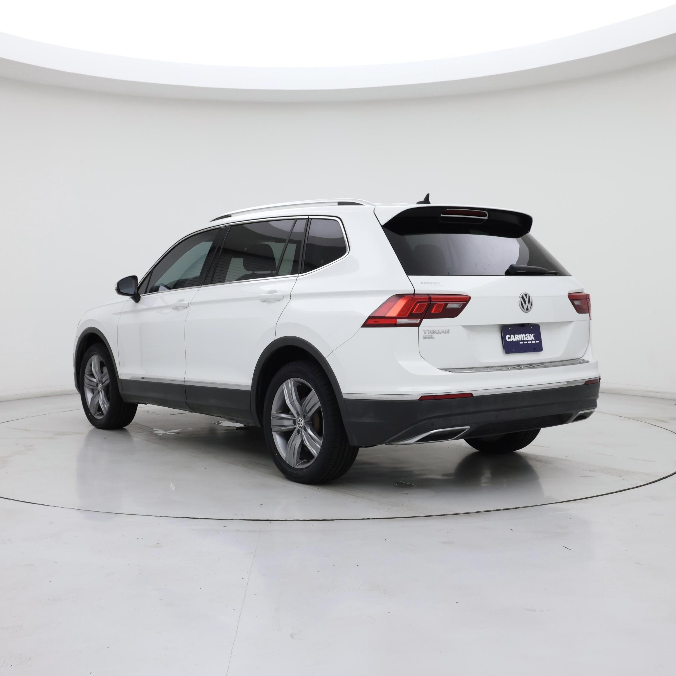 Thumbnail: 2021 Volkswagen Tiguan - 2