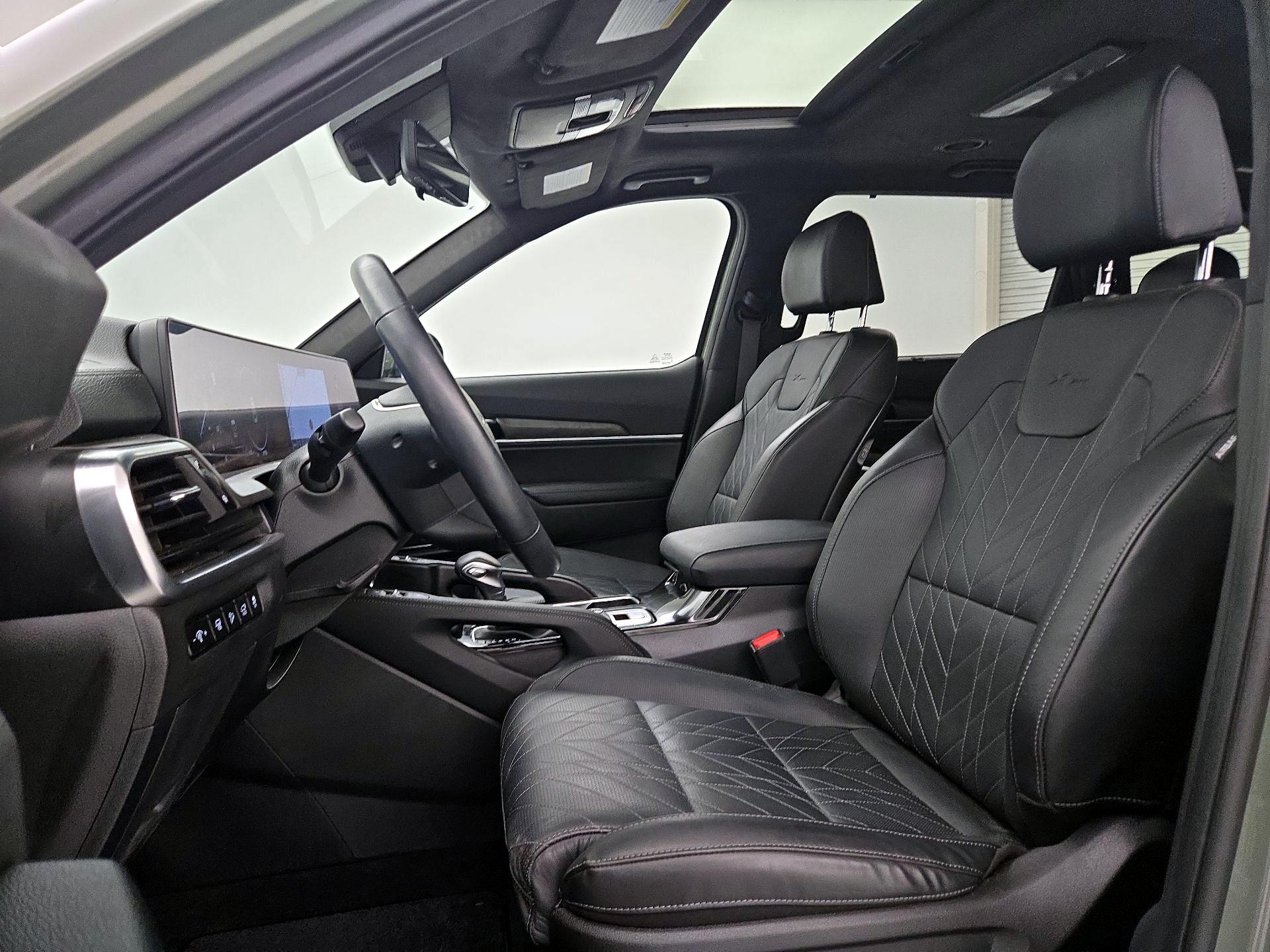 Thumbnail: 2023 Kia Telluride - 11