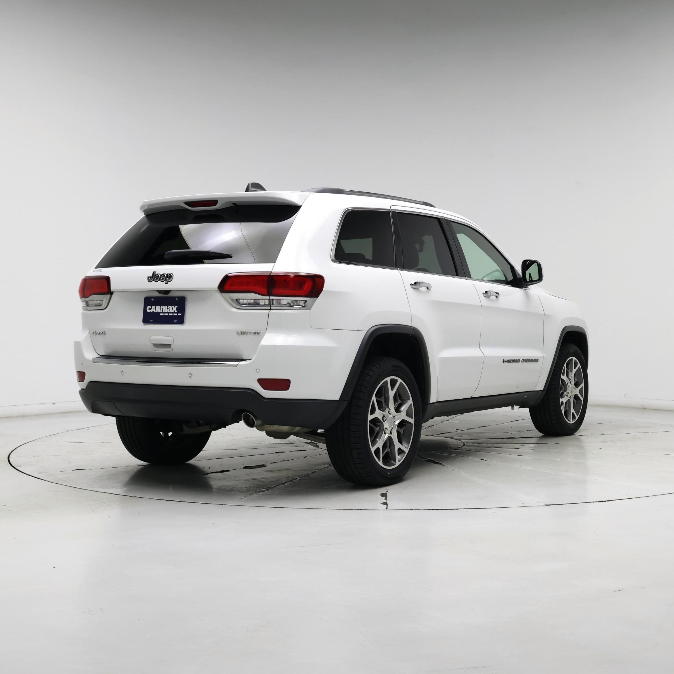 Thumbnail: 2022 Jeep Grand Cherokee - 8