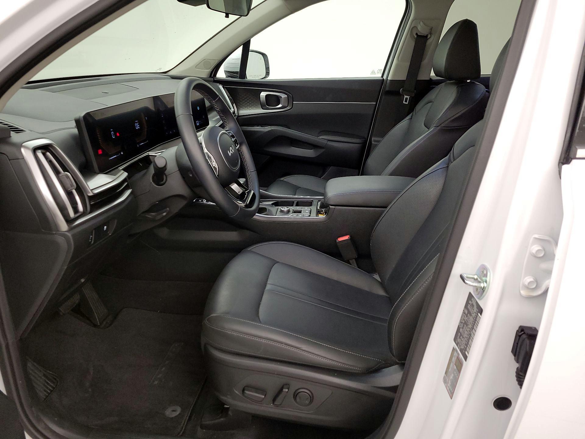 Thumbnail: 2025 Kia Sorento - 11