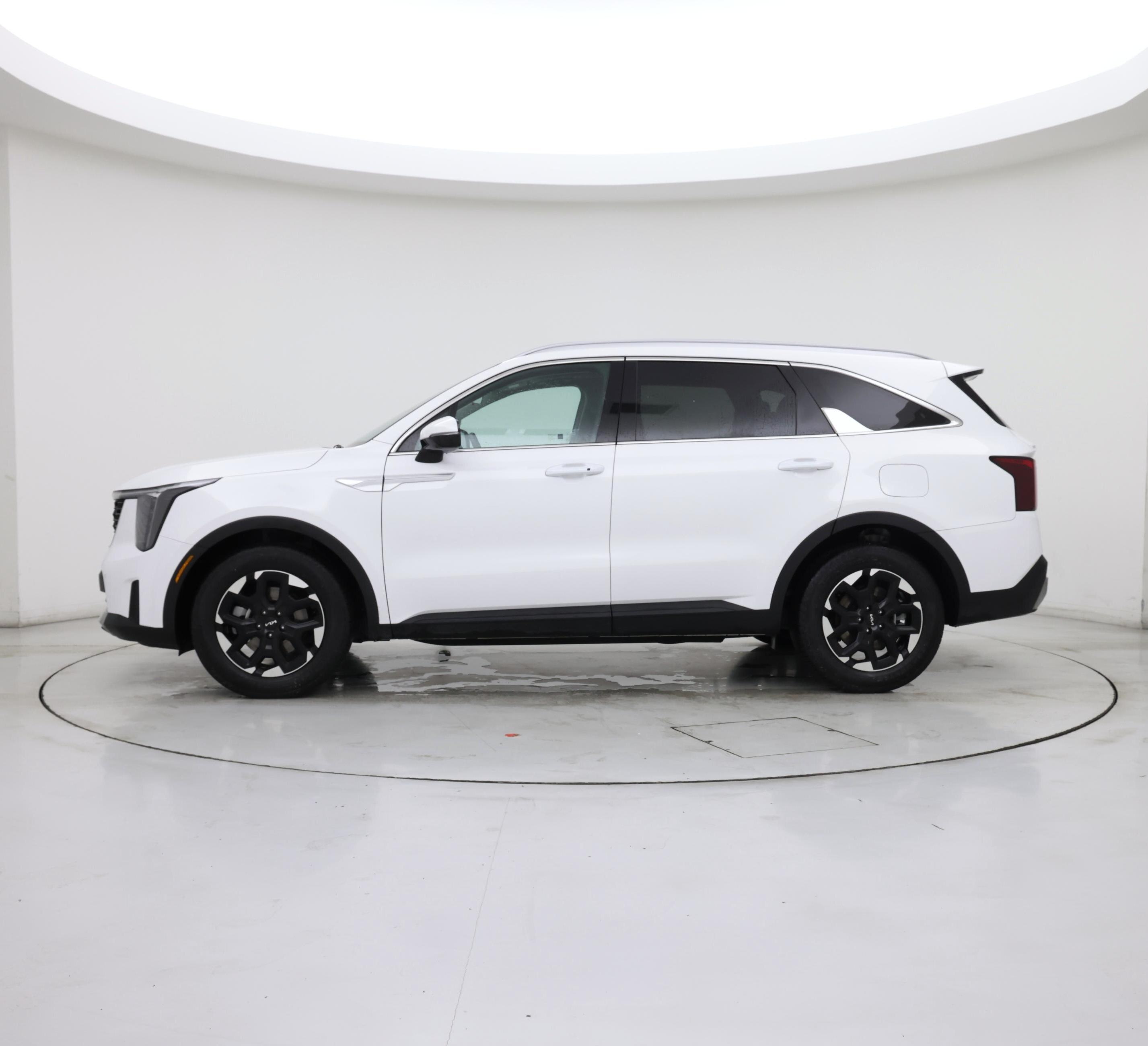 Thumbnail: 2025 Kia Sorento - 3