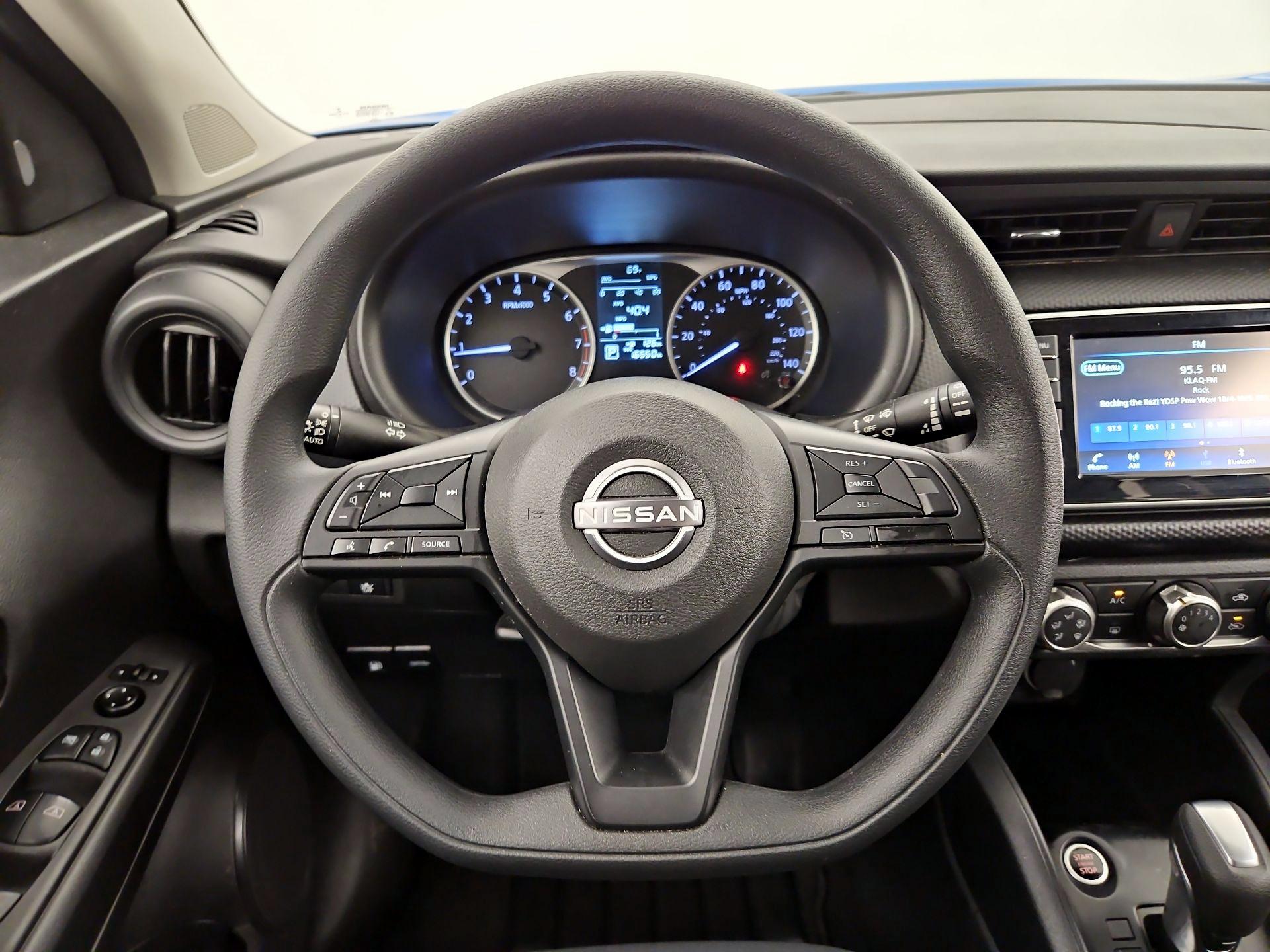 Thumbnail: 2023 Nissan Kicks - 10