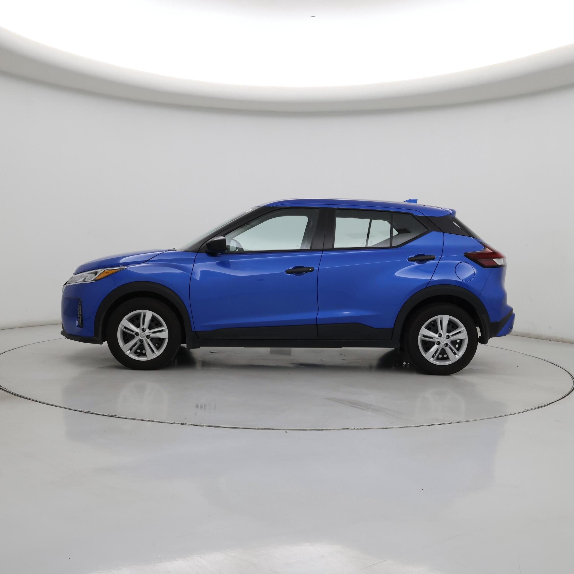 Thumbnail: 2023 Nissan Kicks - 3