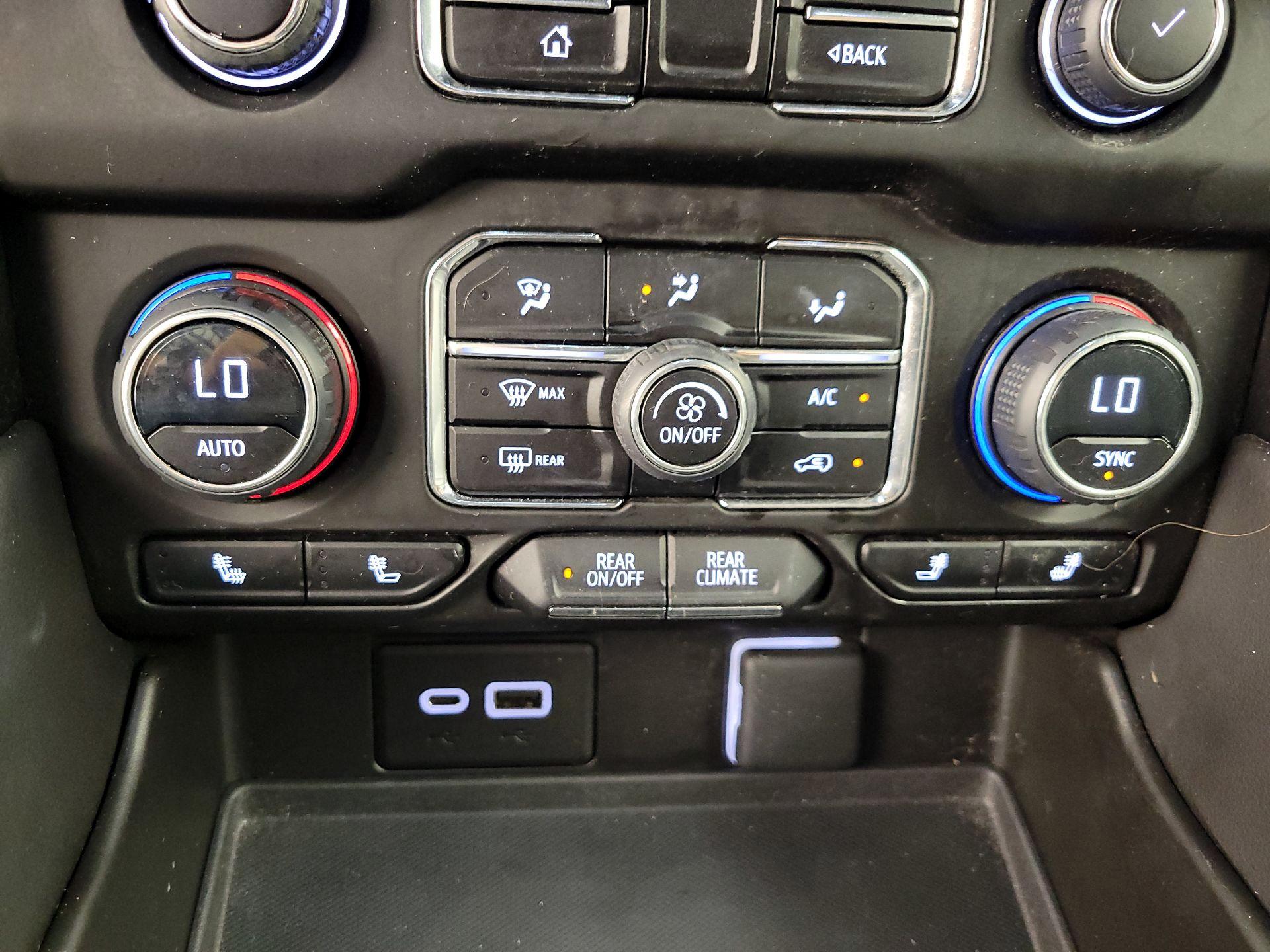 Thumbnail: 2023 Chevrolet Tahoe - 17