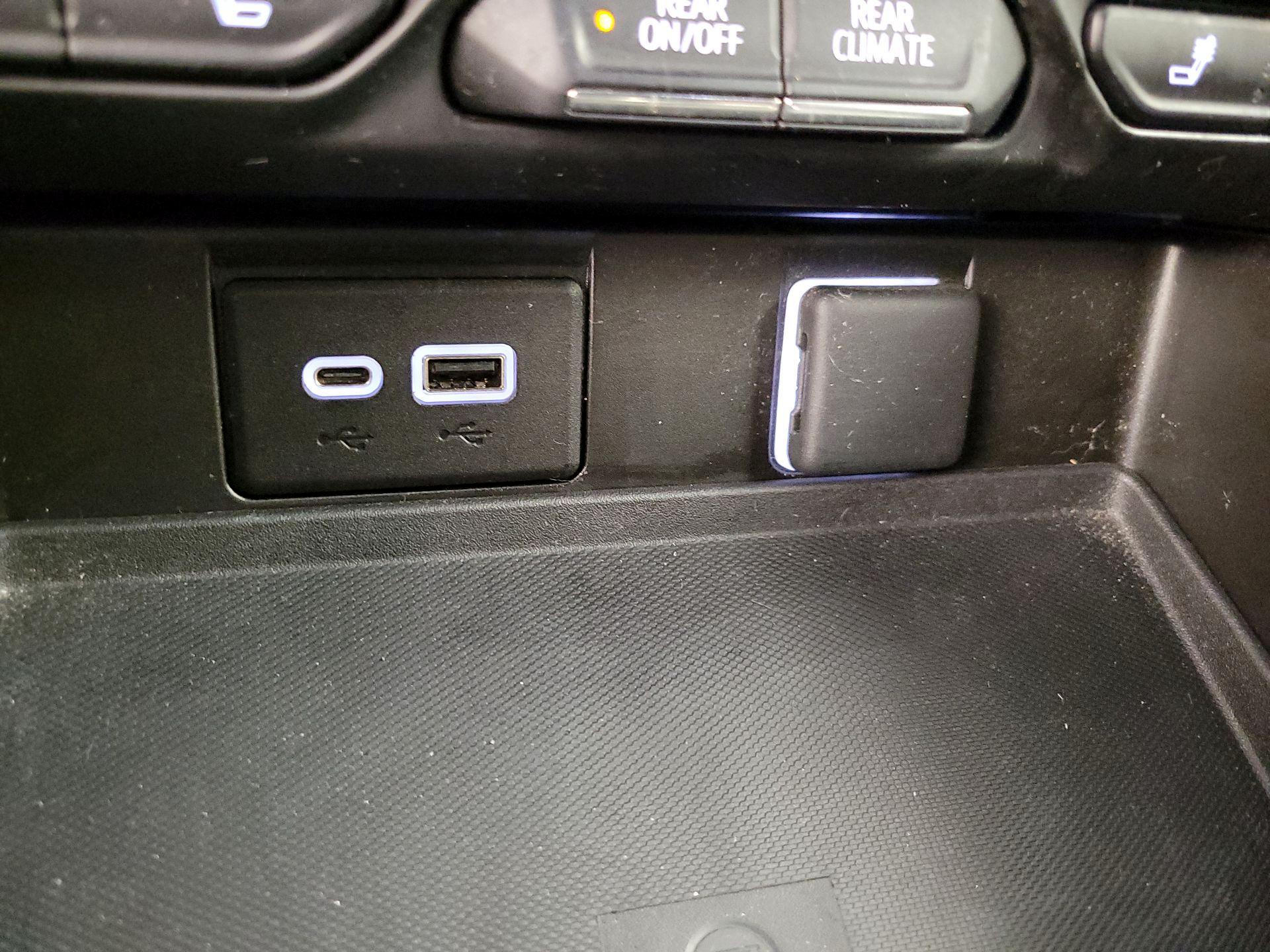 Thumbnail: 2023 Chevrolet Tahoe - 19