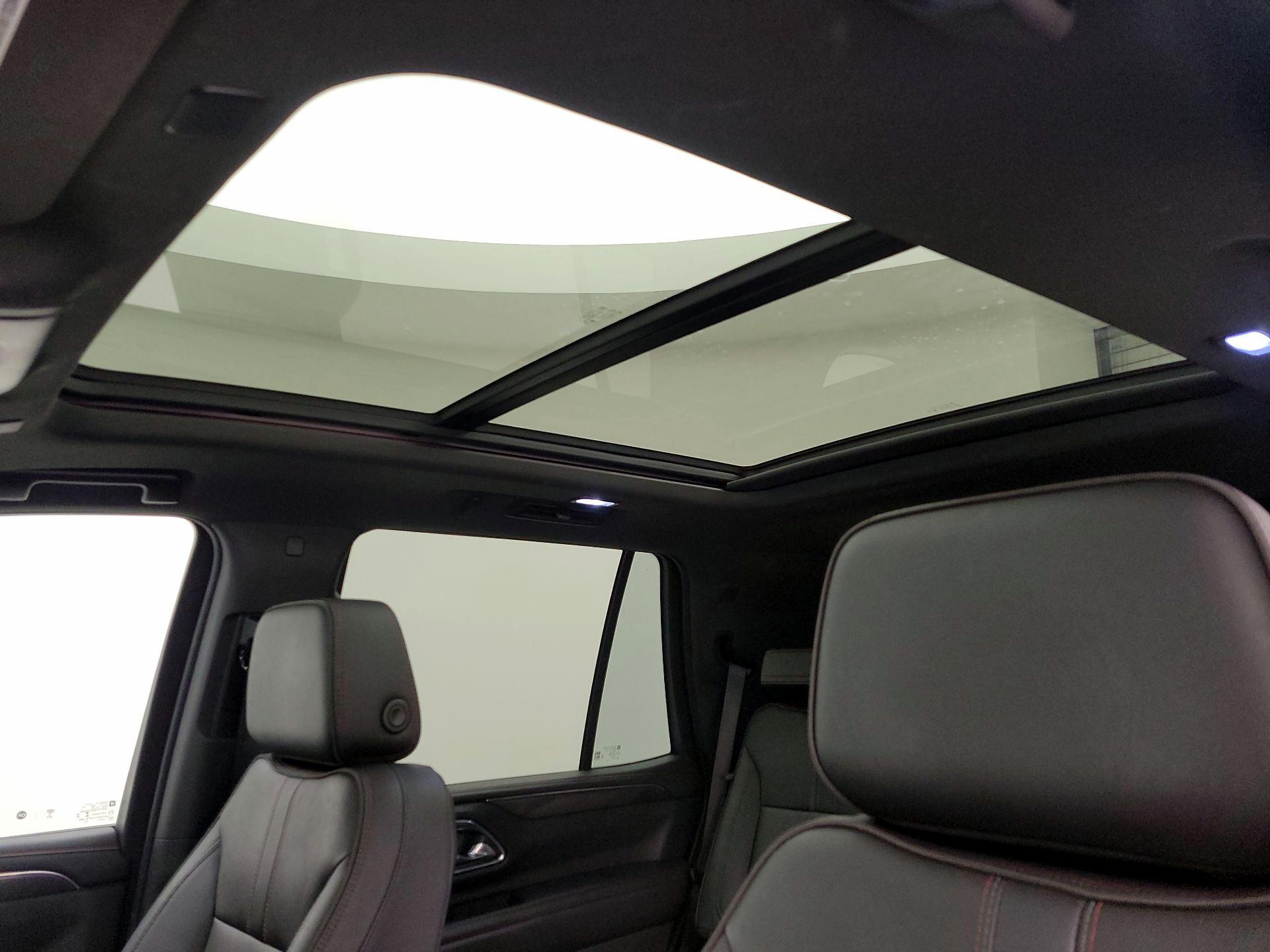 Thumbnail: 2023 Chevrolet Tahoe - 20