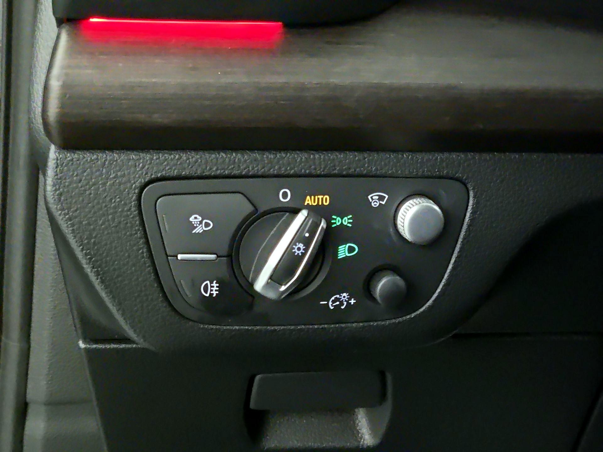 Thumbnail: 2023 Audi Q5 - 13