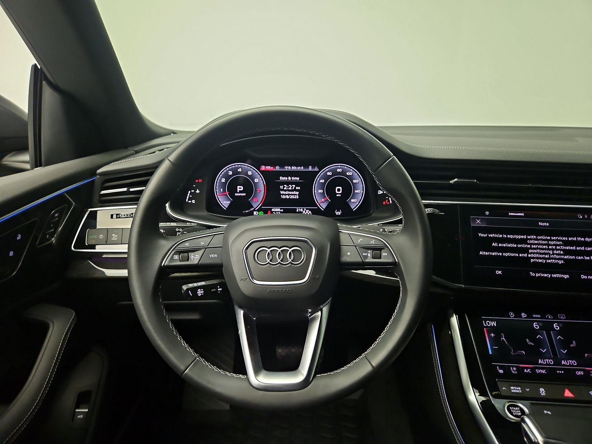 Thumbnail: 2024 Audi Q8 - 10
