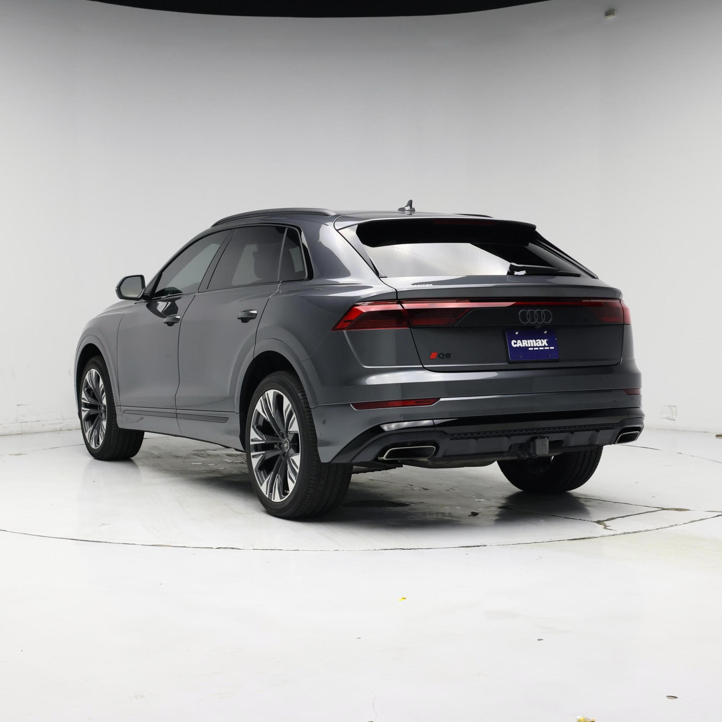 Thumbnail: 2024 Audi Q8 - 2