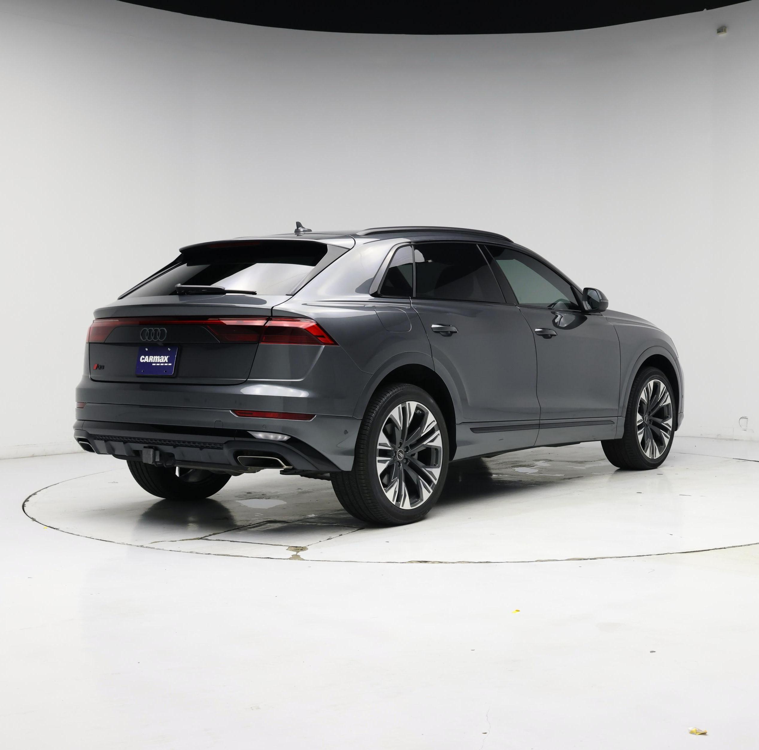 Thumbnail: 2024 Audi Q8 - 8