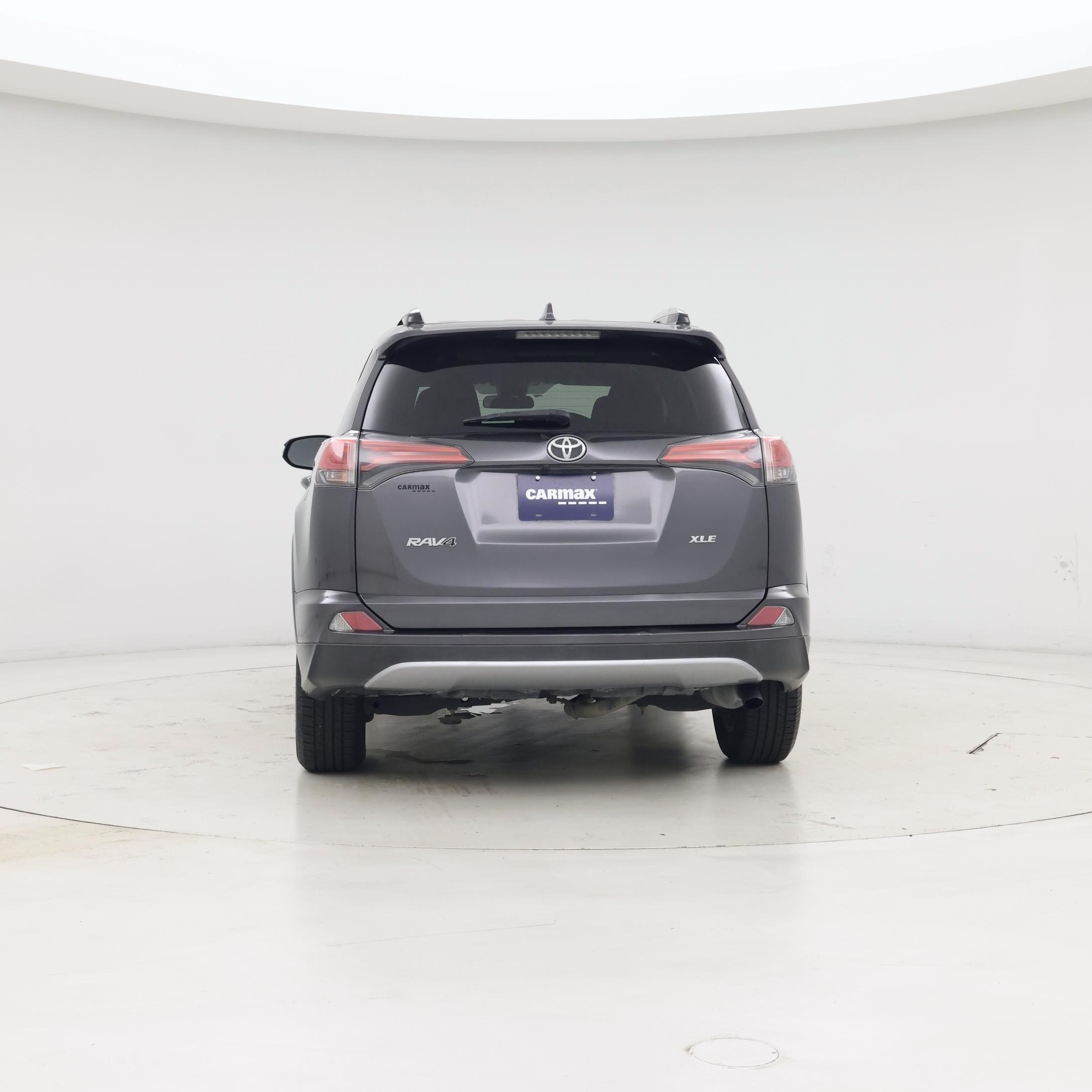 Thumbnail: 2018 Toyota RAV4 - 6