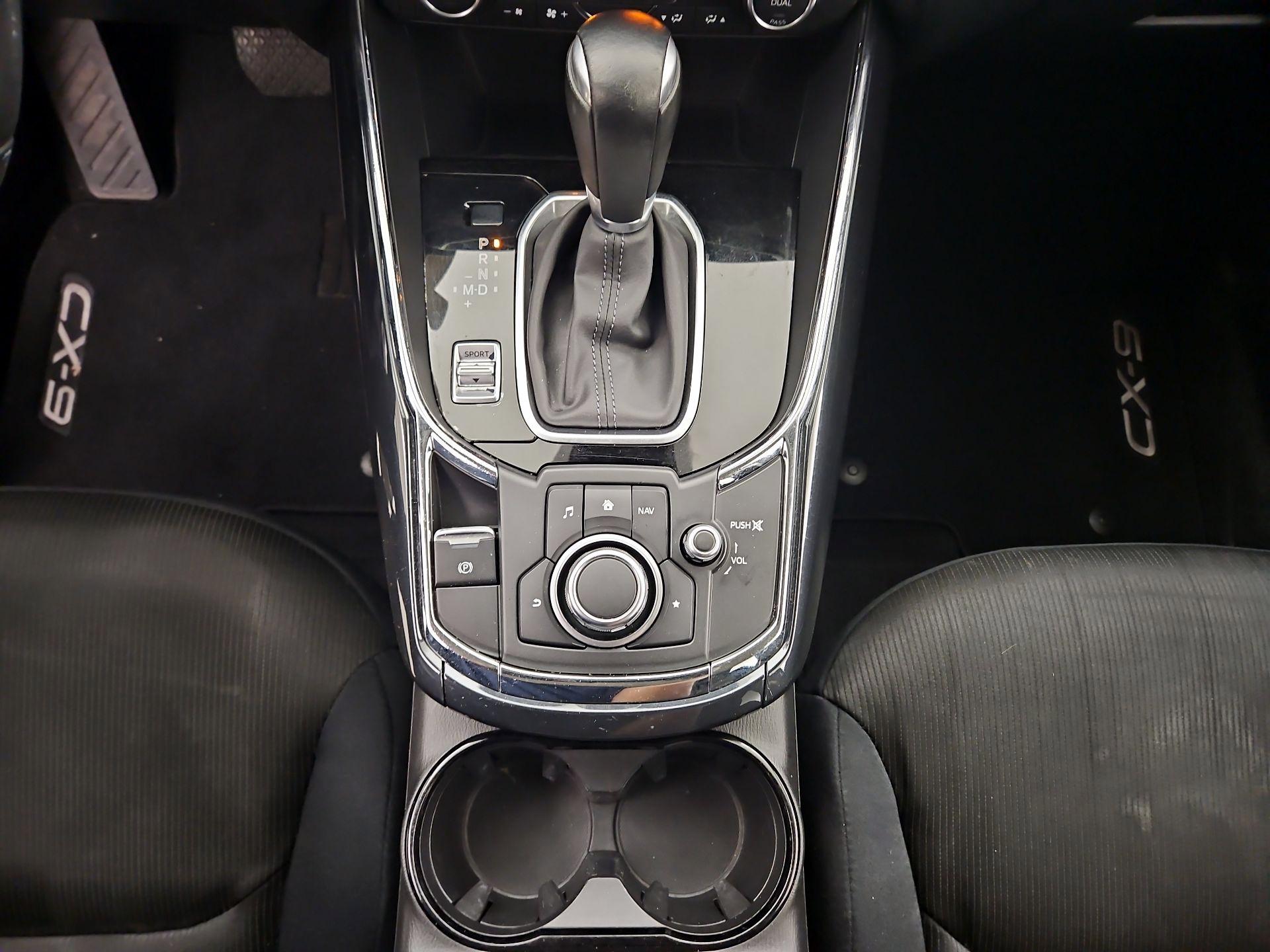Thumbnail: 2018 Mazda CX-9 - 17