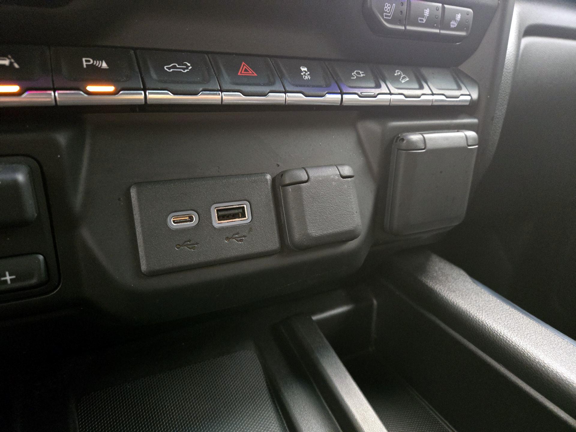 Thumbnail: 2022 GMC Sierra 1500 - 17