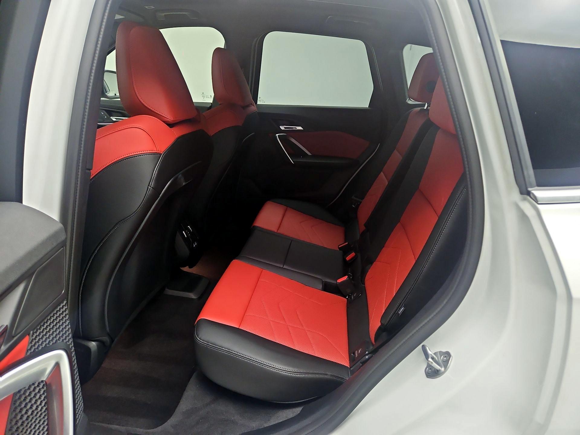 Thumbnail: 2025 BMW X1 - 20