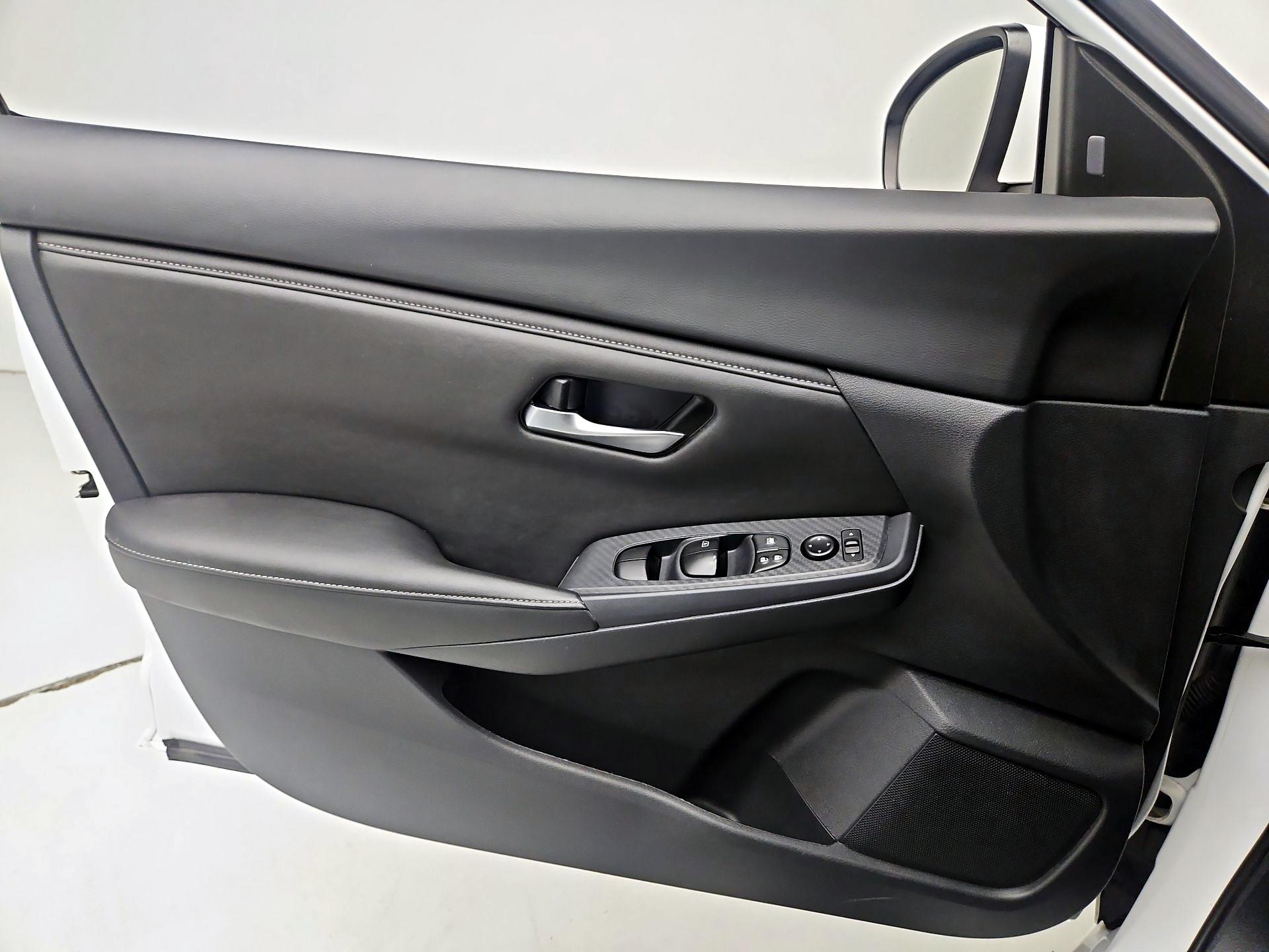 Thumbnail: 2024 Nissan Sentra - 12