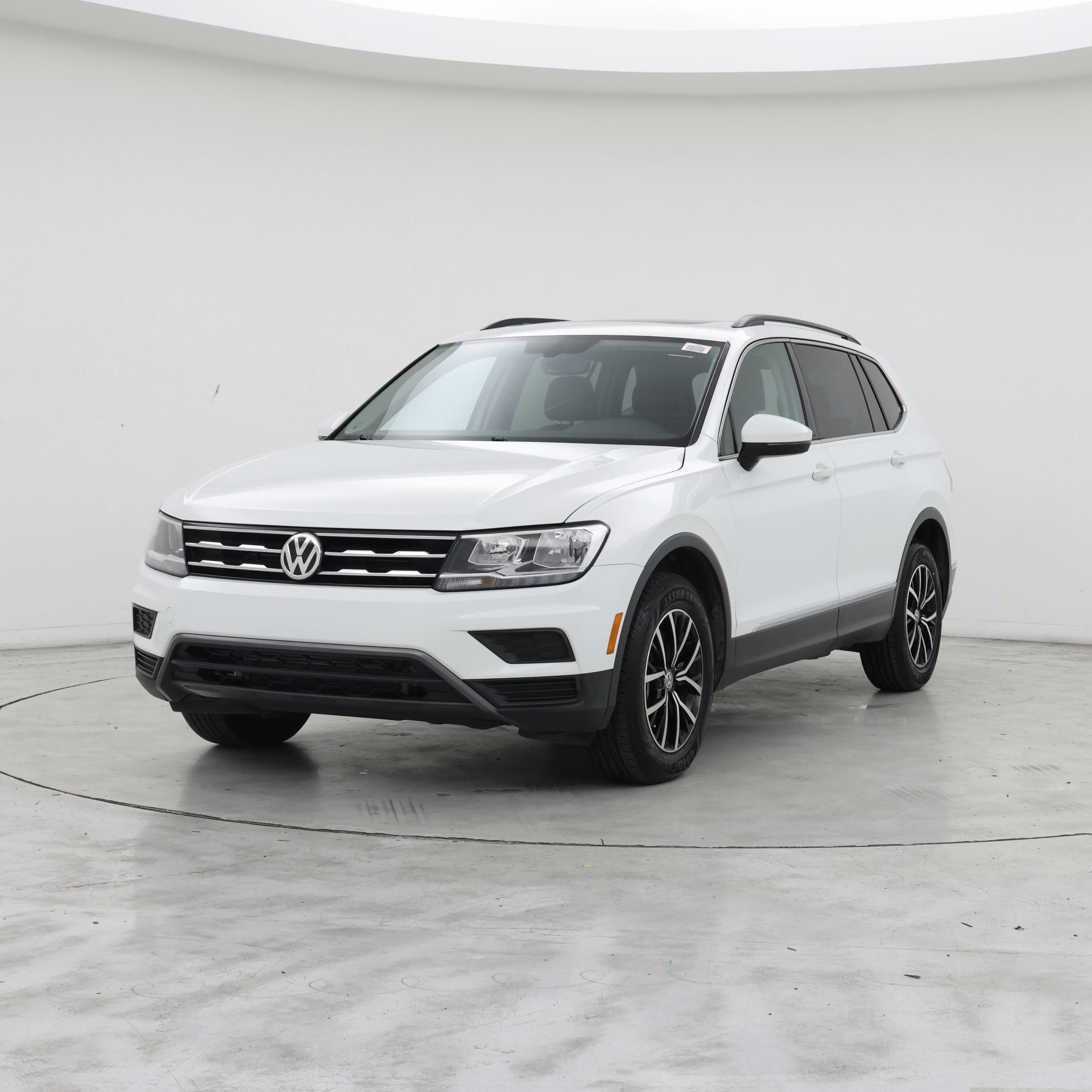 Thumbnail: 2021 Volkswagen Tiguan - 4