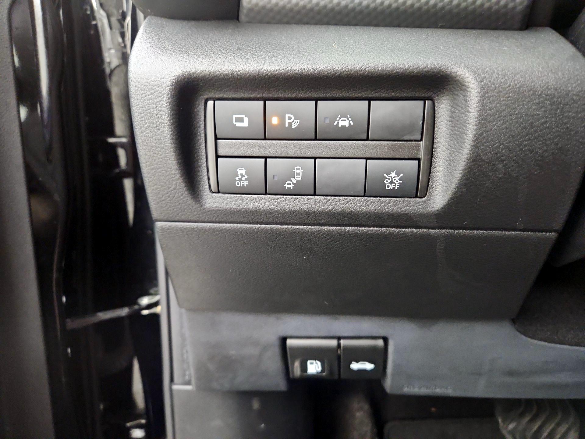 Thumbnail: 2022 Nissan Kicks - 13