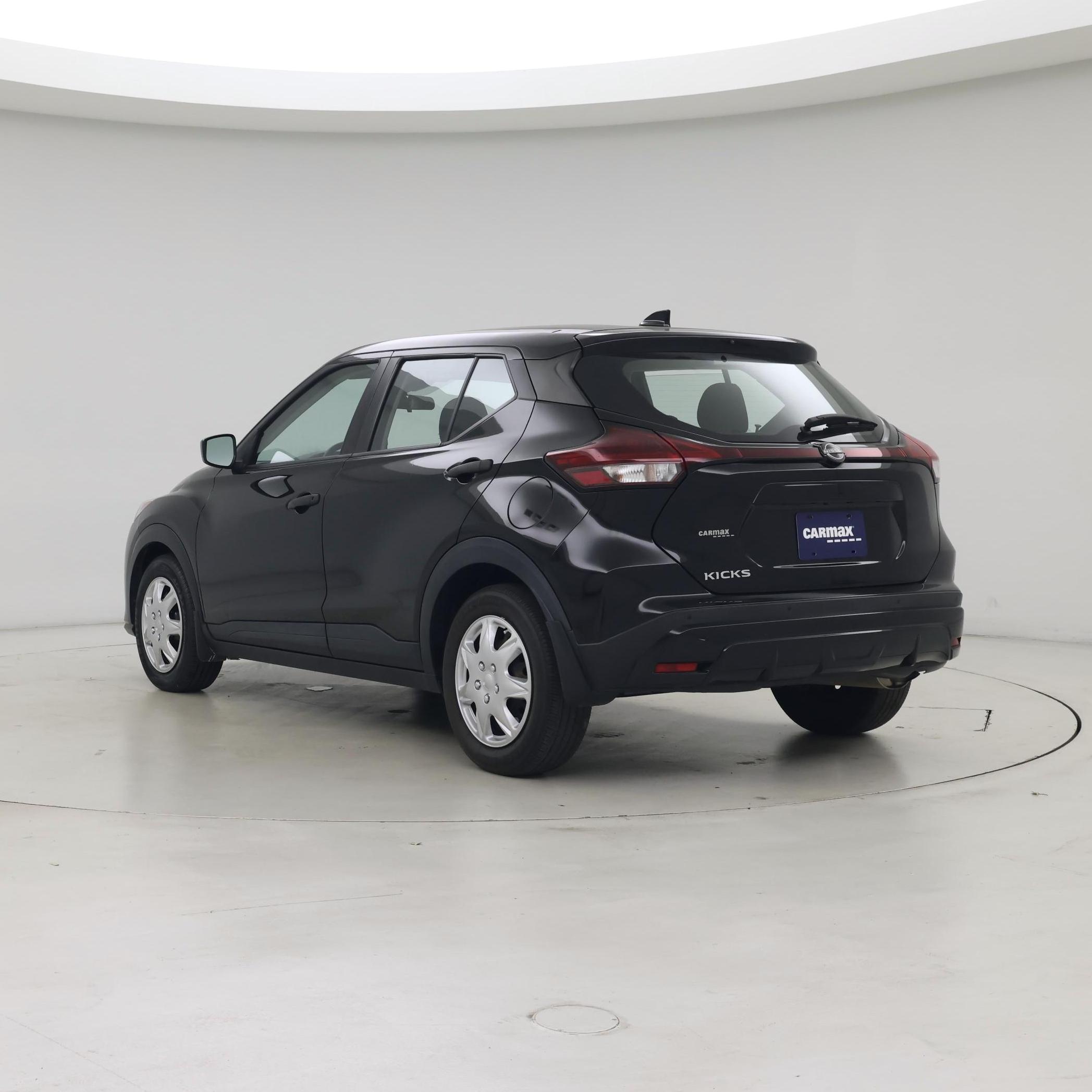 Thumbnail: 2022 Nissan Kicks - 2