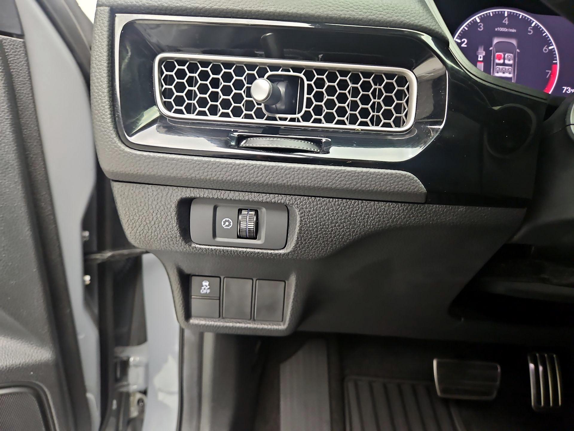 Thumbnail: 2025 Honda Civic - 13