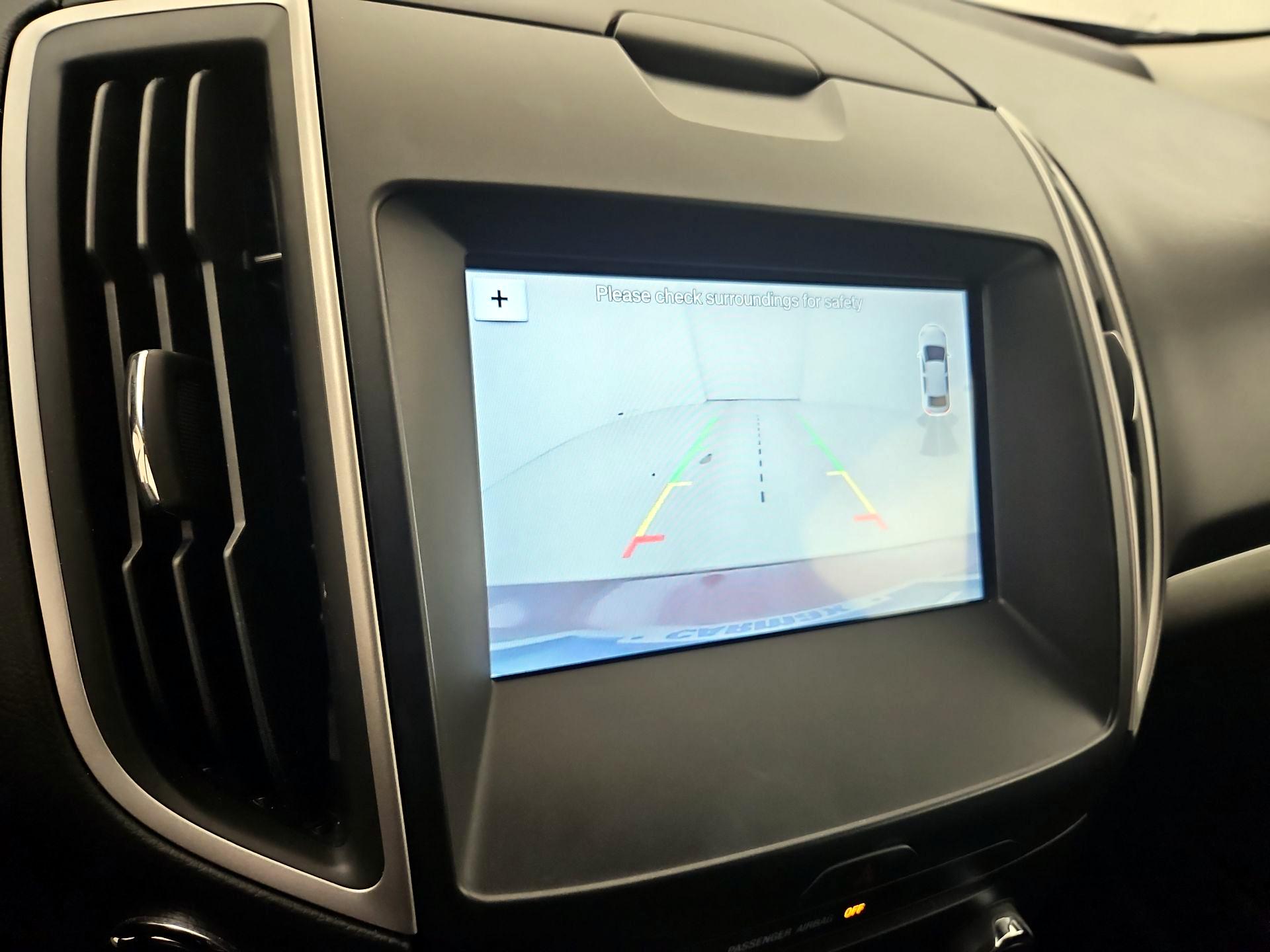 Thumbnail: 2018 Ford Edge - 15