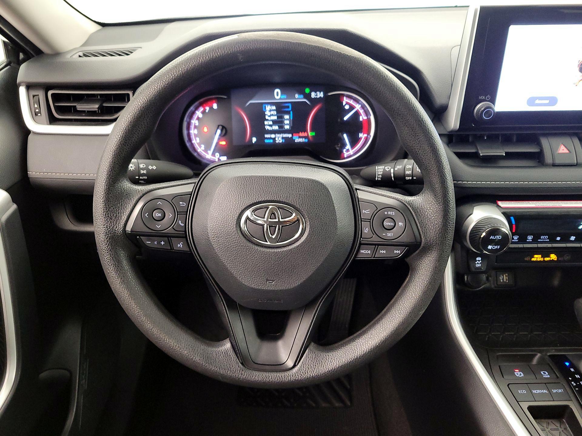 Thumbnail: 2024 Toyota RAV4 - 10