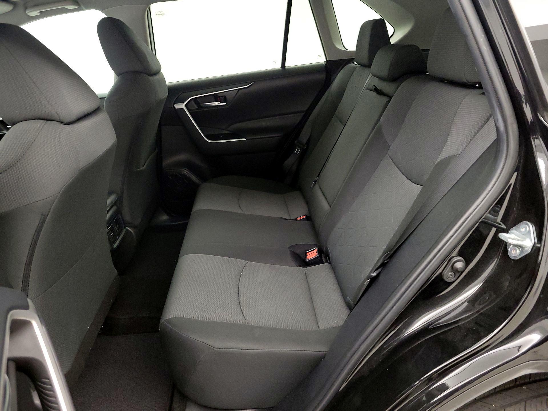 Thumbnail: 2024 Toyota RAV4 - 19