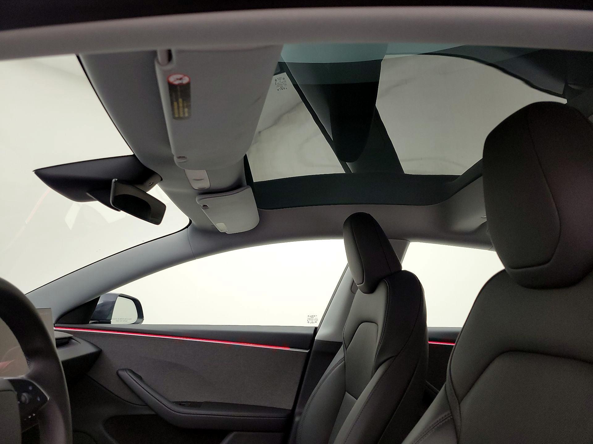 Thumbnail: 2025 Tesla Model 3 - 18