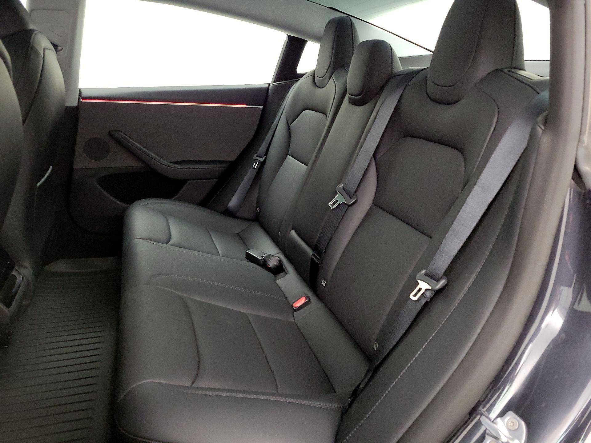 Thumbnail: 2025 Tesla Model 3 - 19