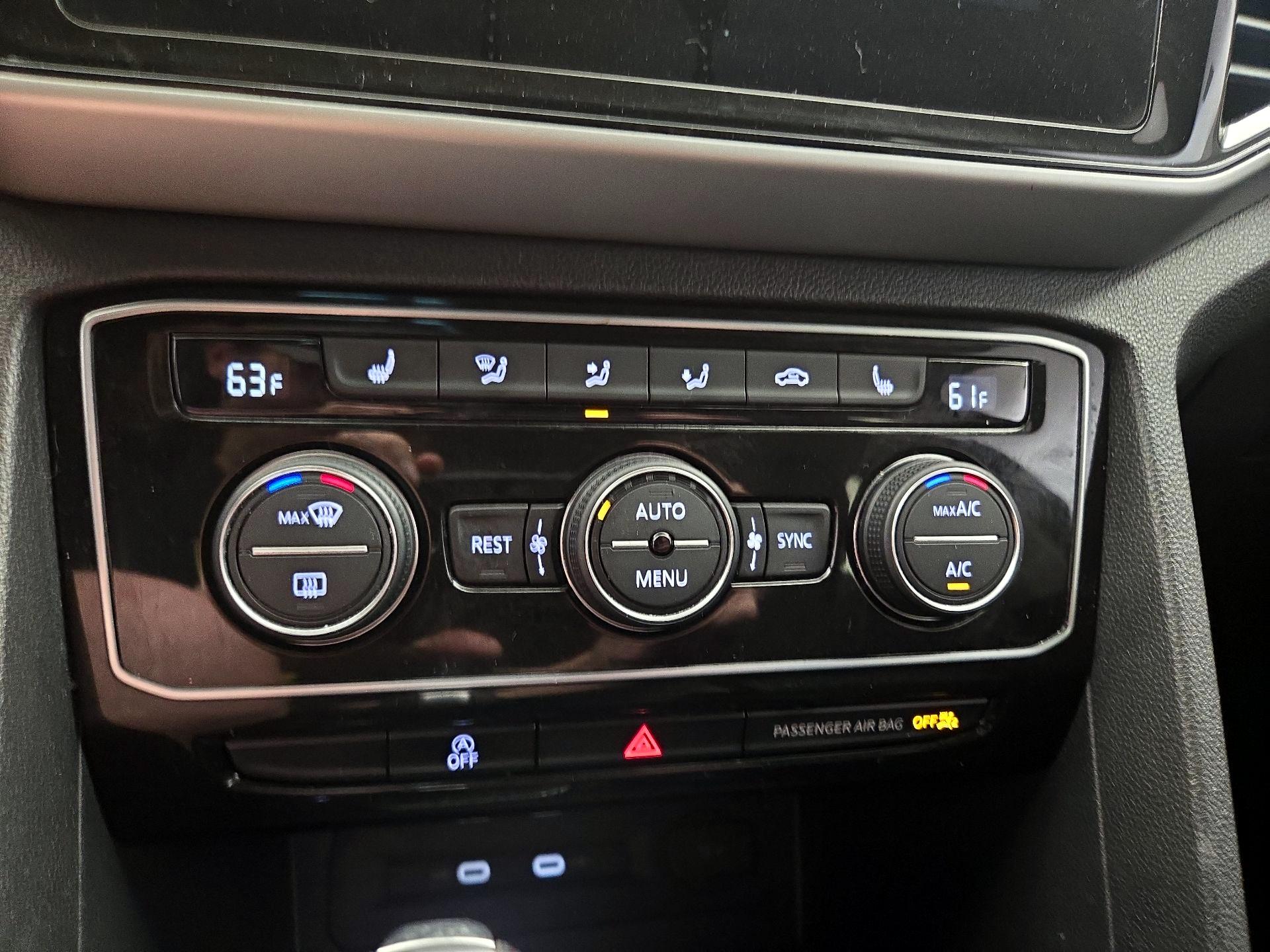 Thumbnail: 2023 Volkswagen Atlas - 16