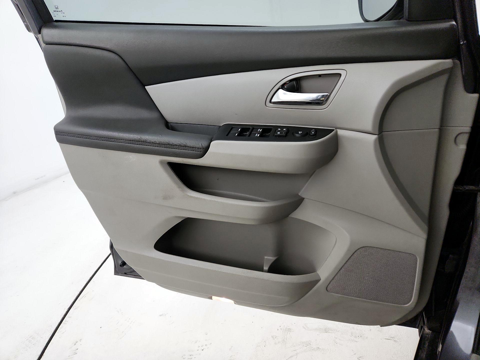 Thumbnail: 2016 Honda Odyssey - 10