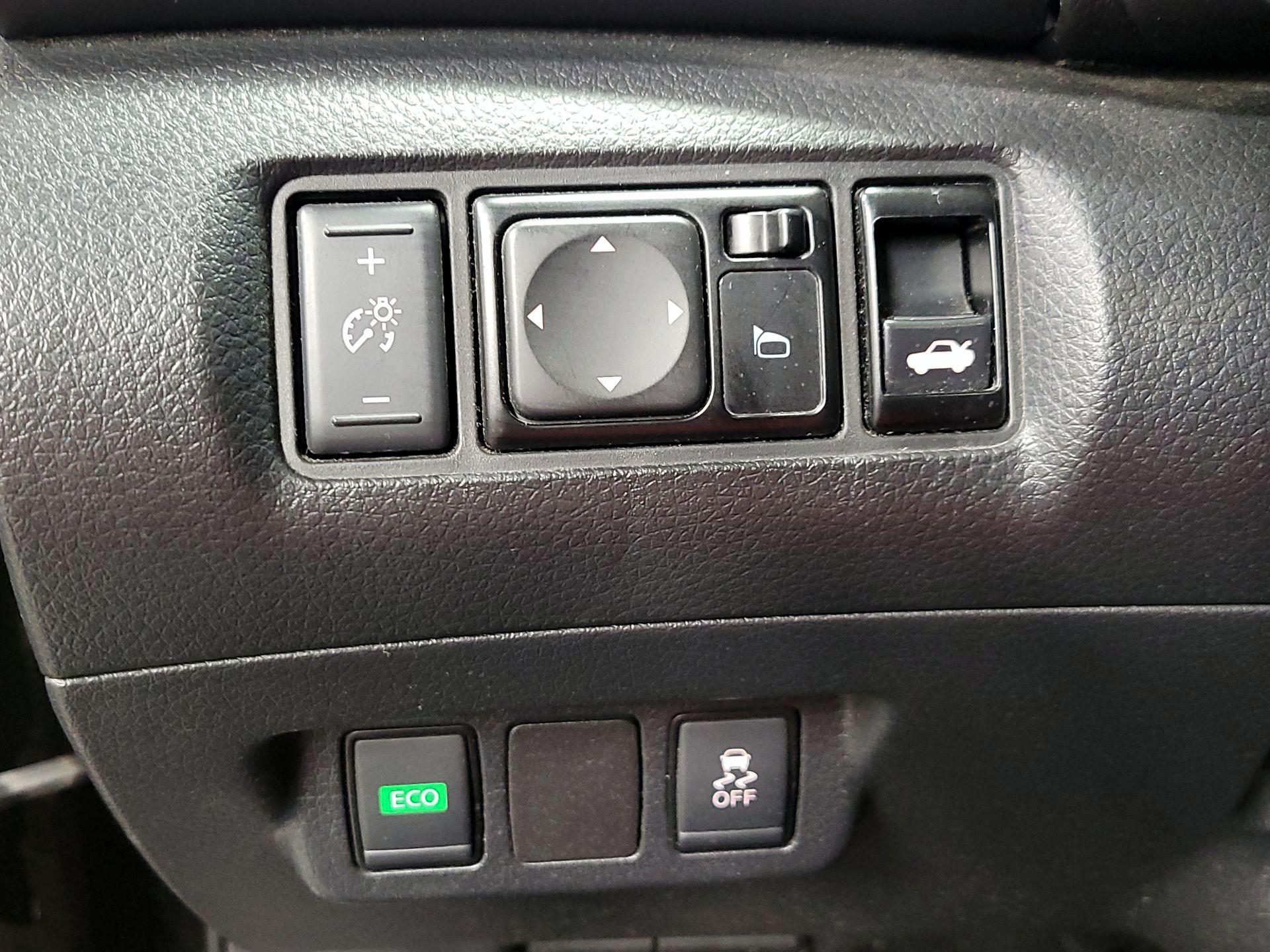 Thumbnail: 2019 Nissan Sentra - 13