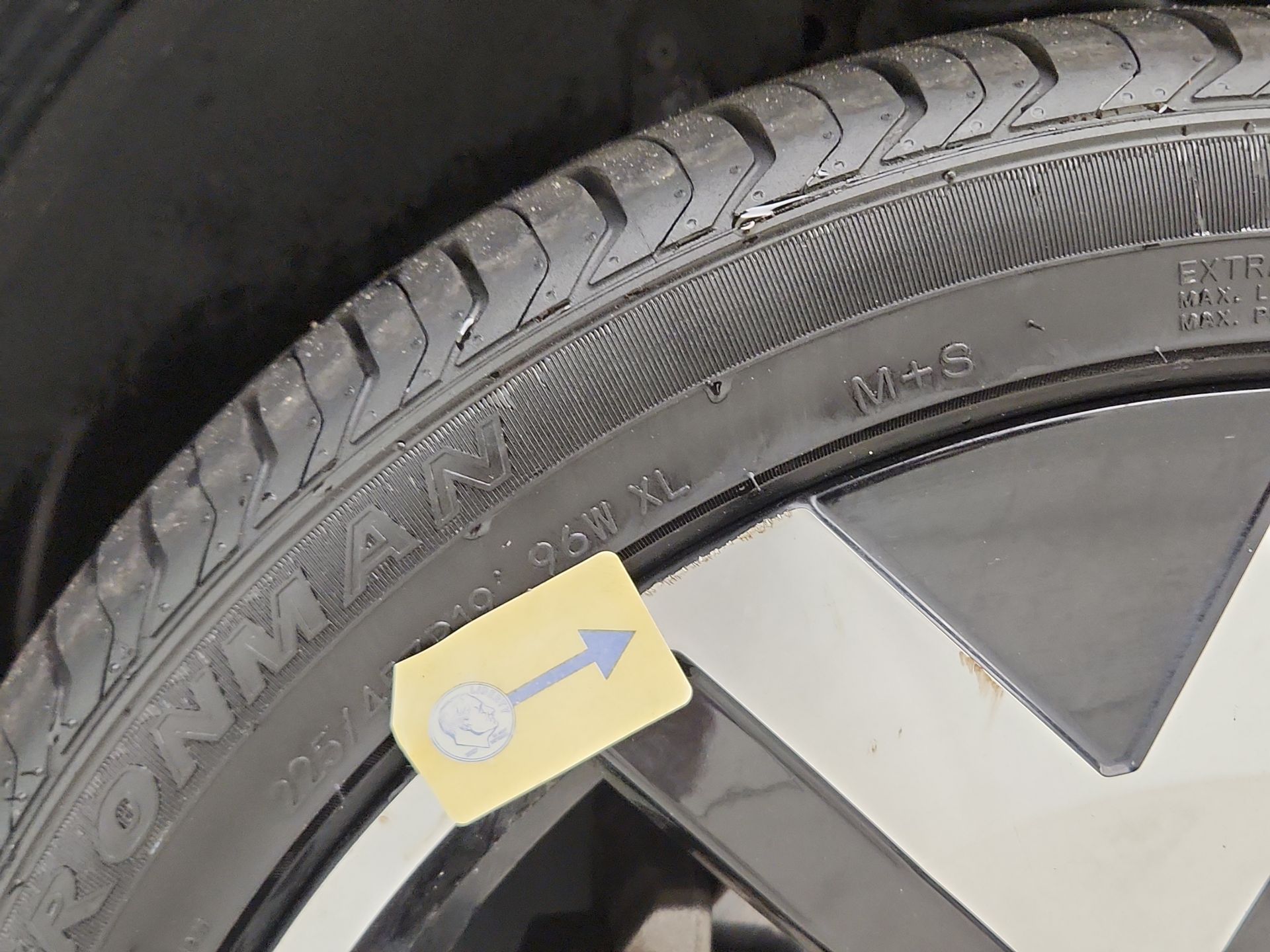 Thumbnail: 2022 Volkswagen Taos - 19