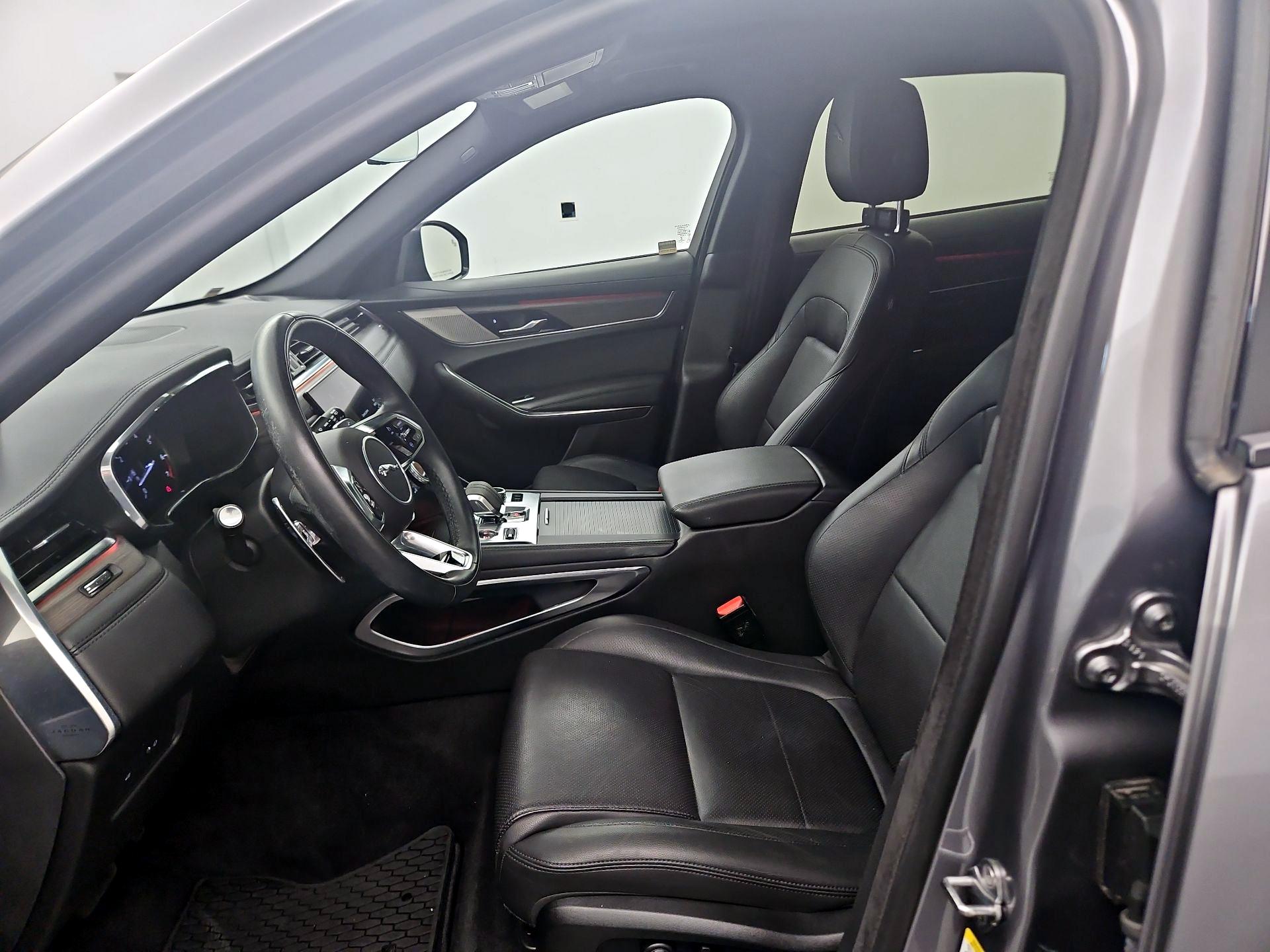 Thumbnail: 2023 Jaguar F-Pace - 11