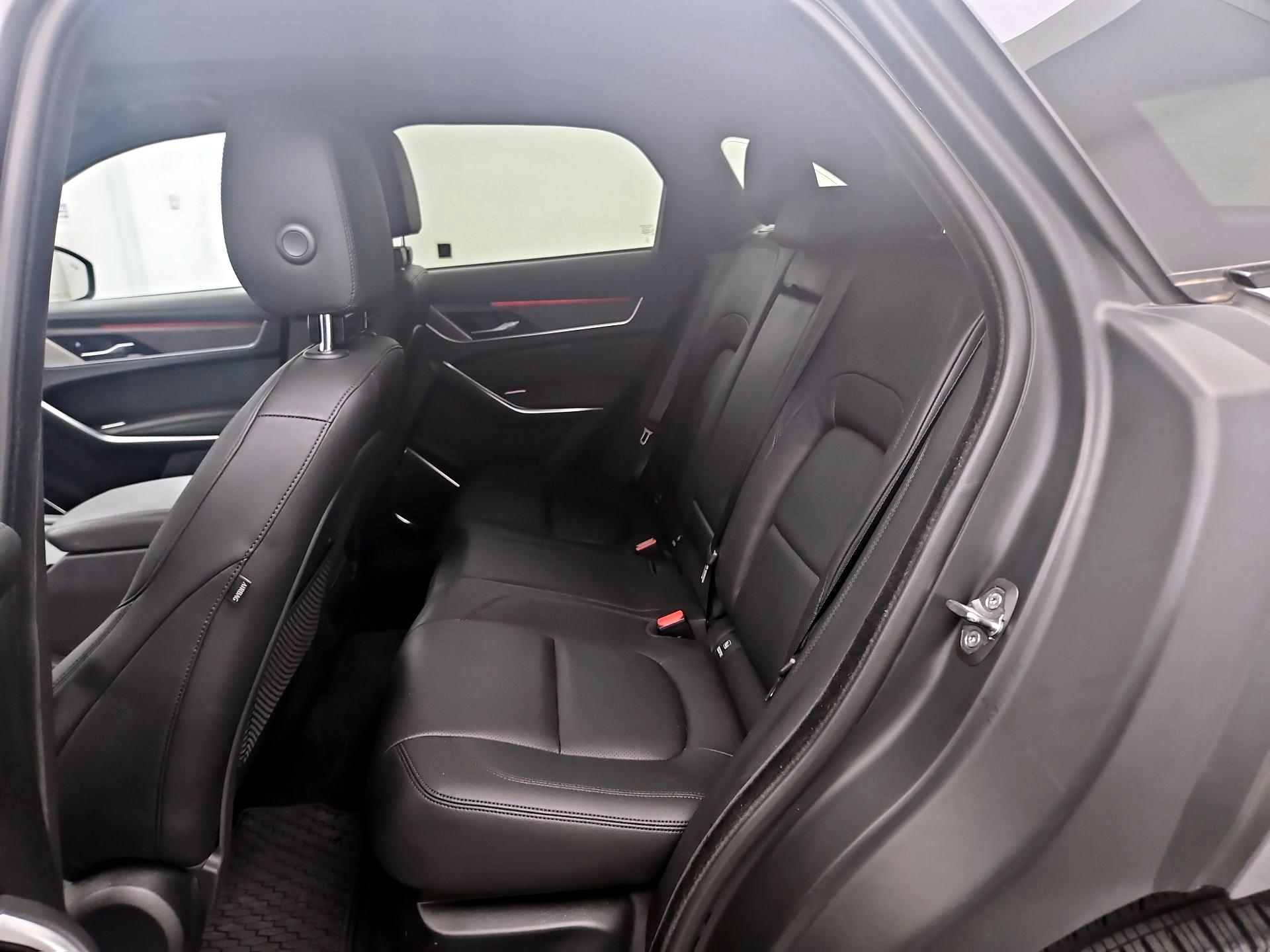 Thumbnail: 2023 Jaguar F-Pace - 17