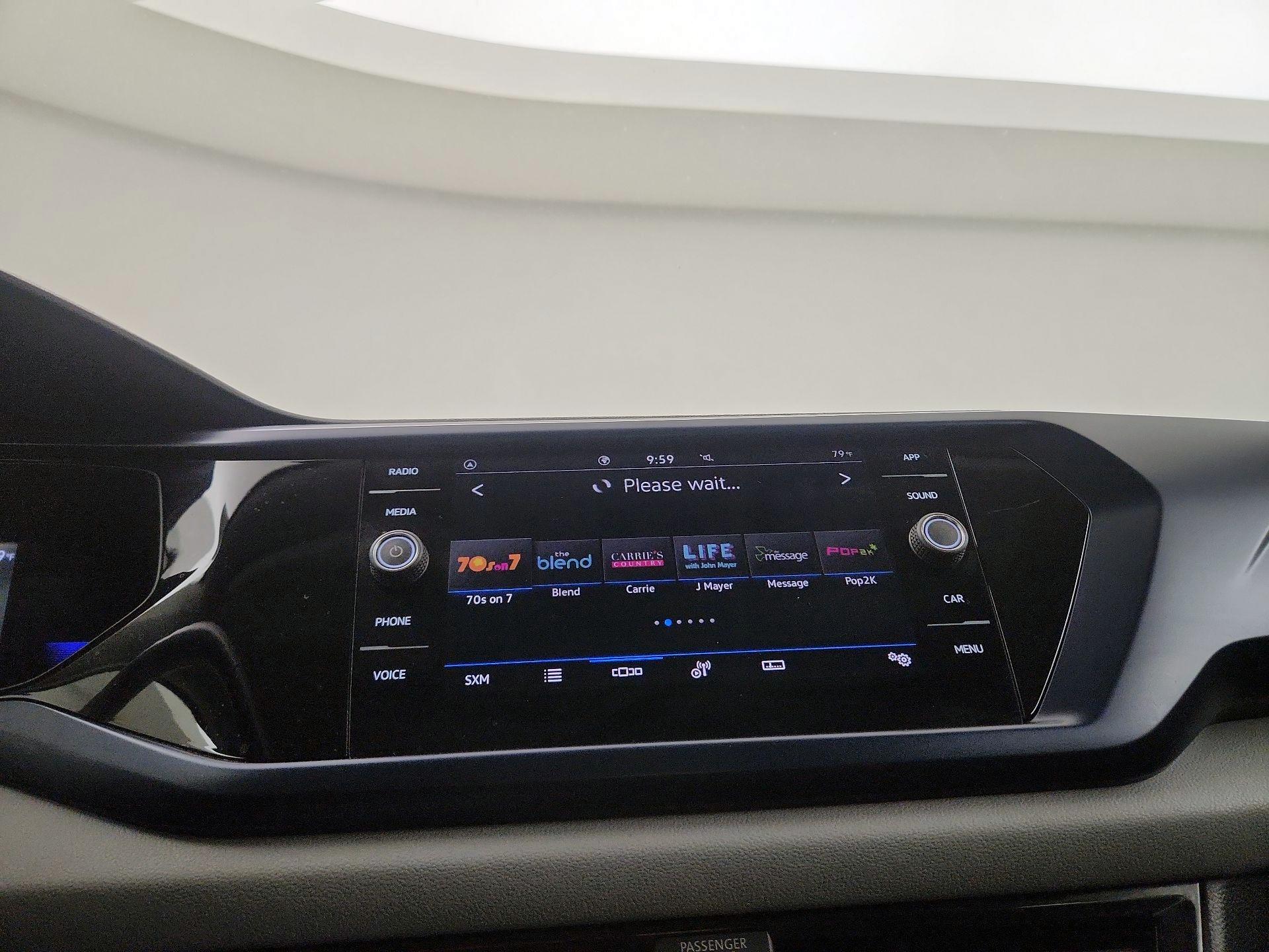 Thumbnail: 2022 Volkswagen Taos - 13