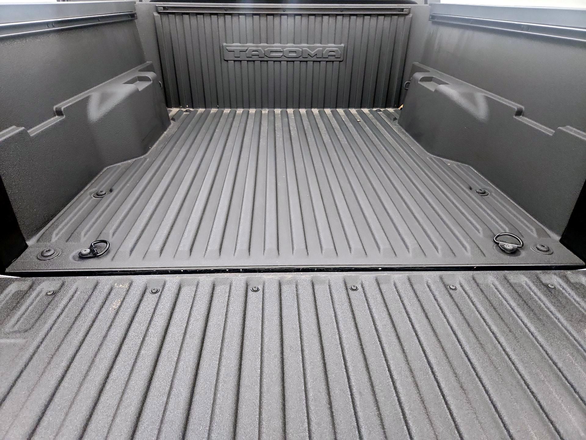 Thumbnail: 2024 Toyota Tacoma - 20