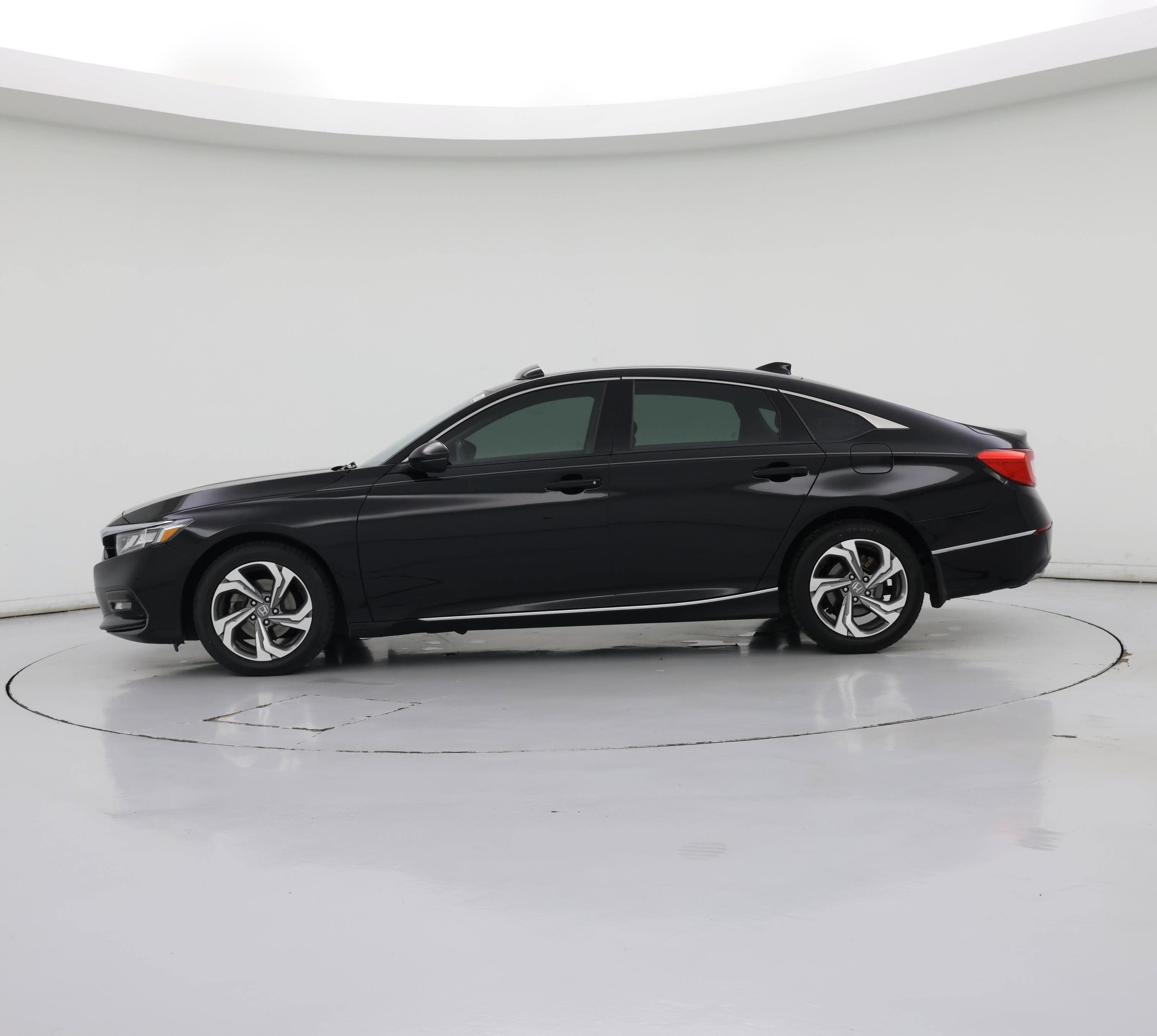 Thumbnail: 2018 Honda Accord - 3