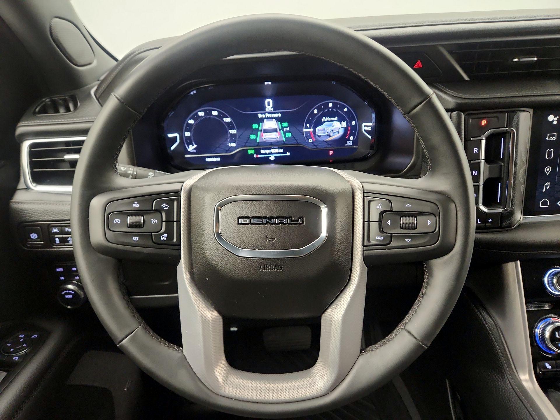 Thumbnail: 2024 GMC Yukon XL - 10
