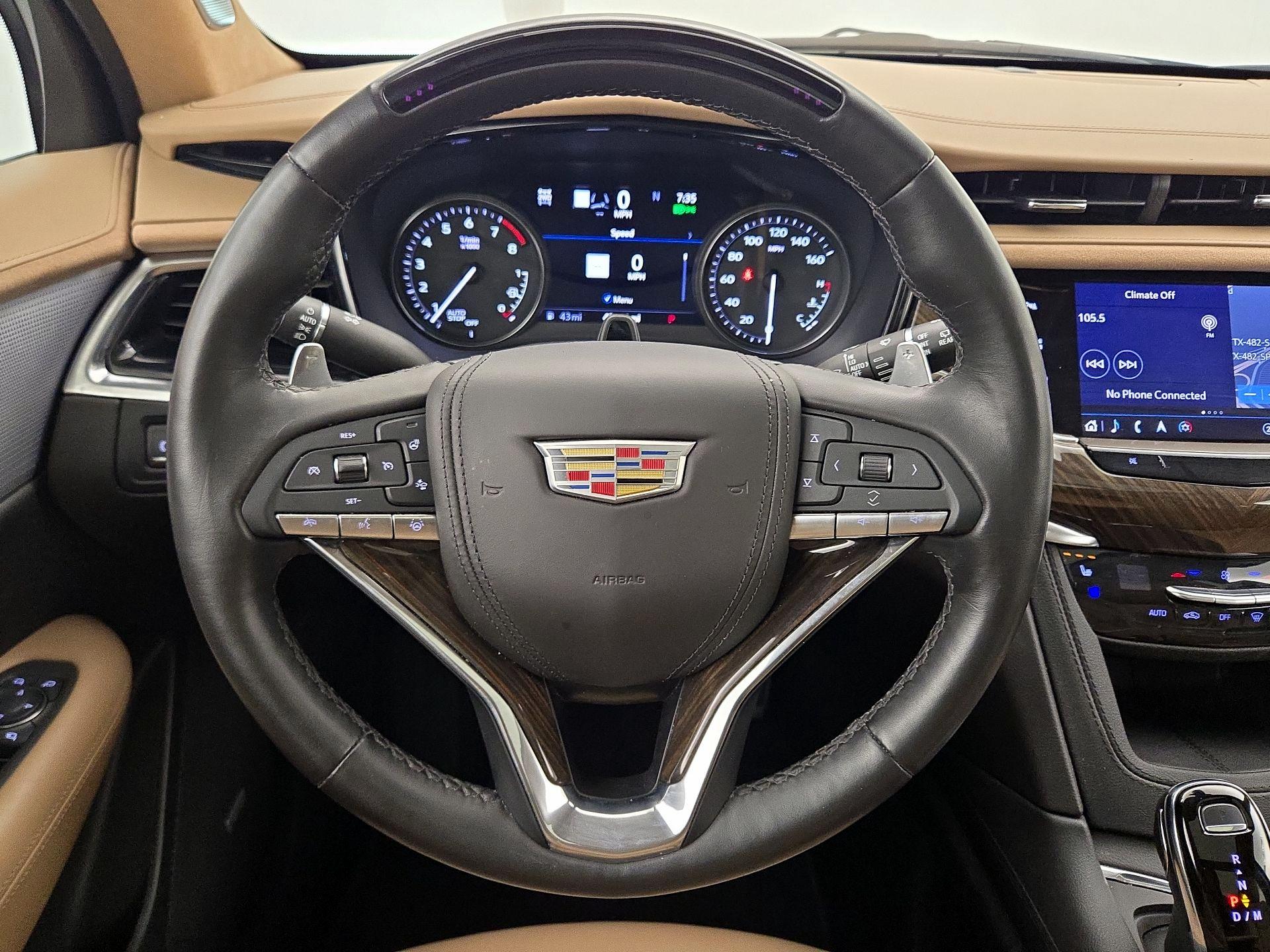 Thumbnail: 2023 Cadillac XT6 - 10