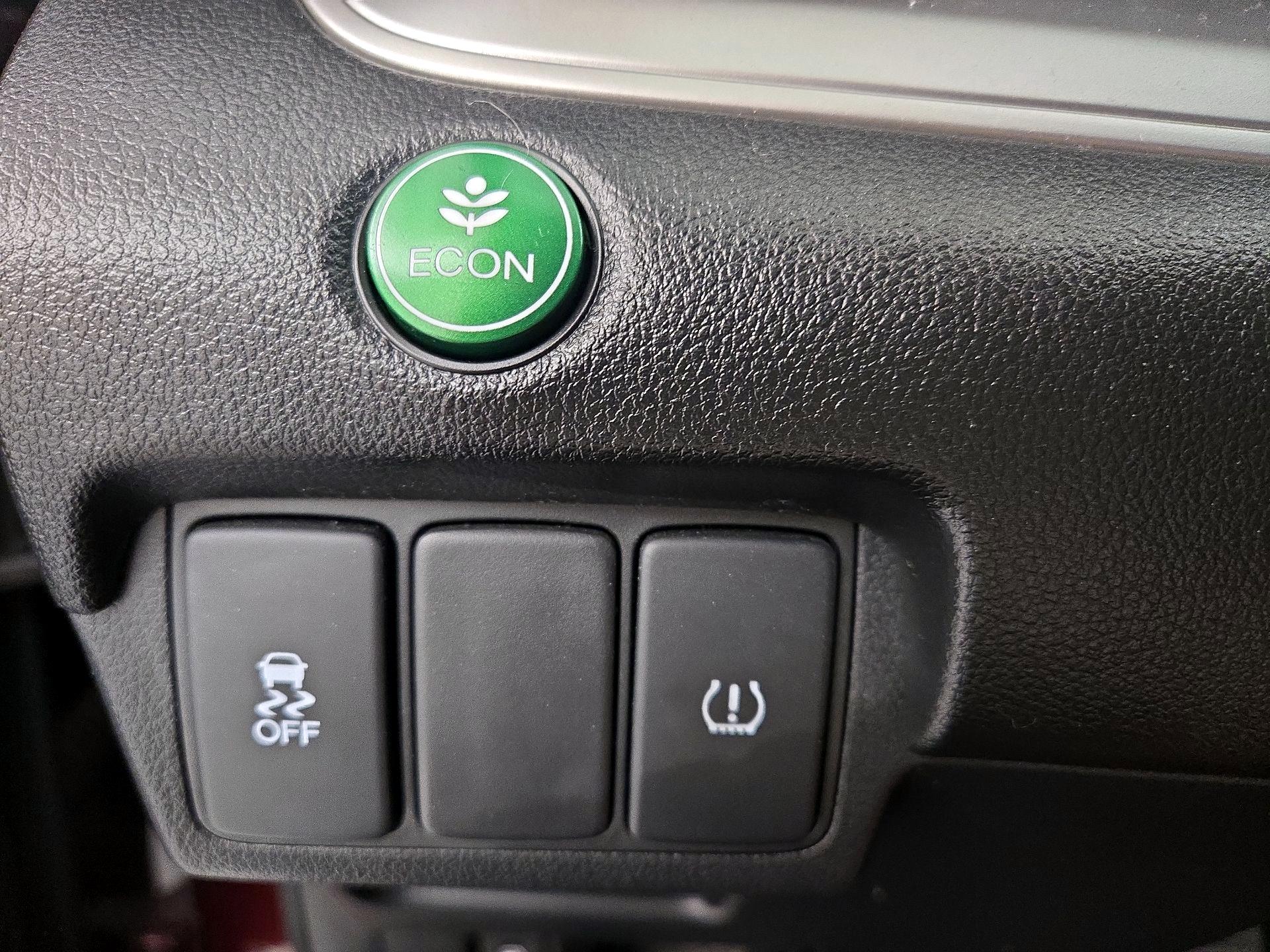 Thumbnail: 2016 Honda CR-V - 11
