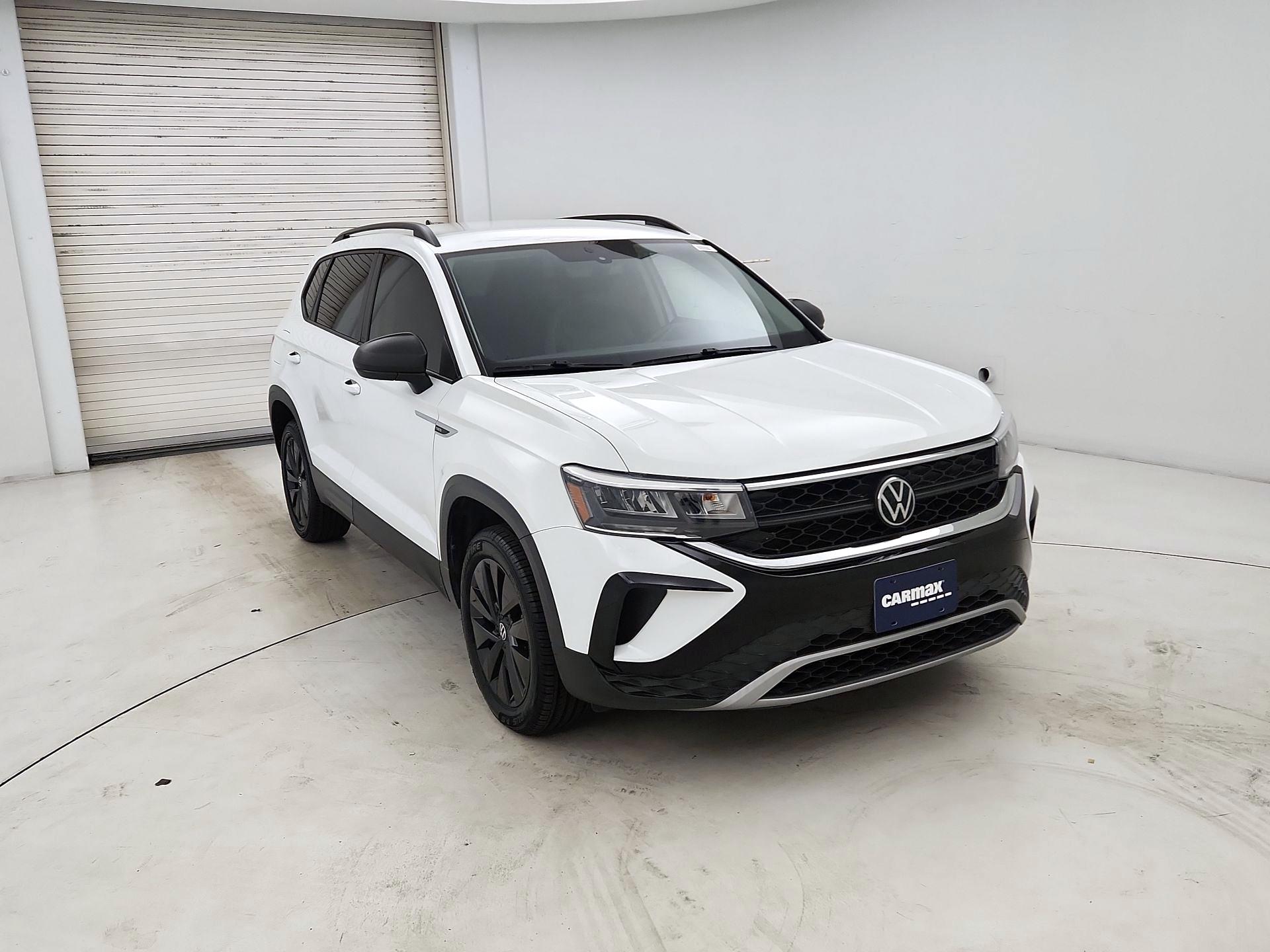 Thumbnail: 2023 Volkswagen Taos - 1