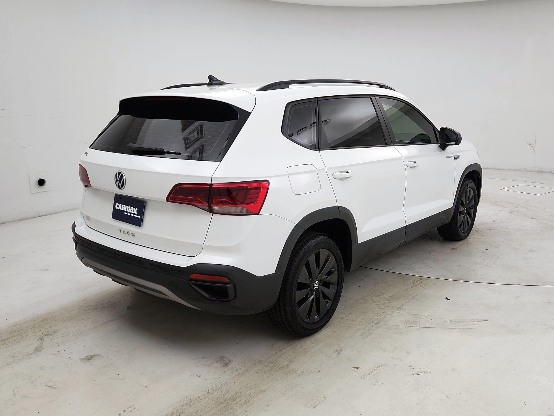 Thumbnail: 2023 Volkswagen Taos - 5
