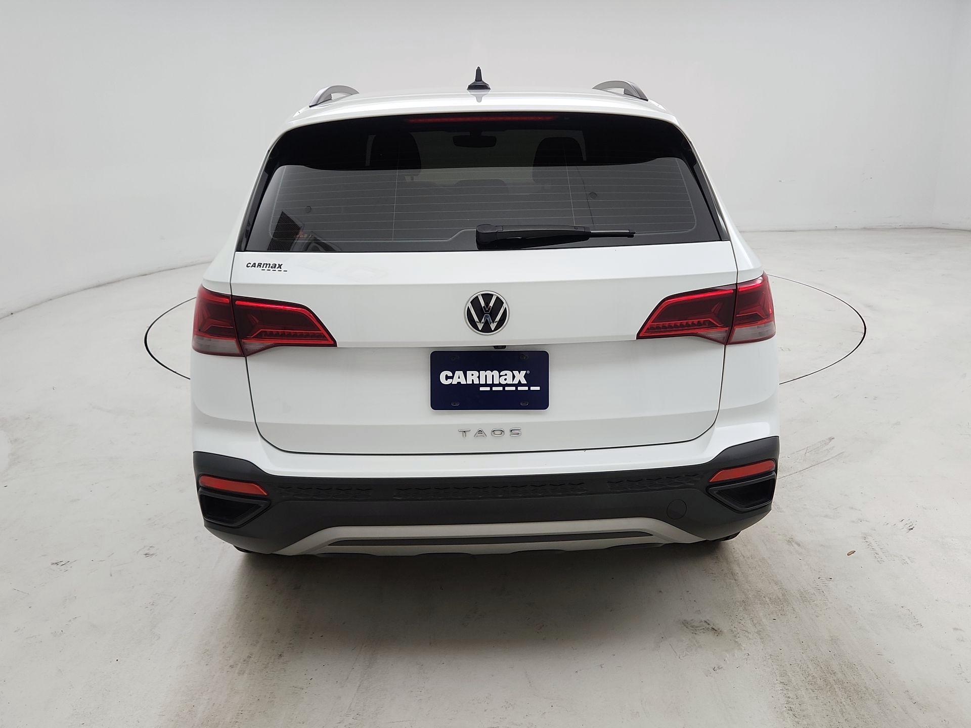 Thumbnail: 2023 Volkswagen Taos - 6