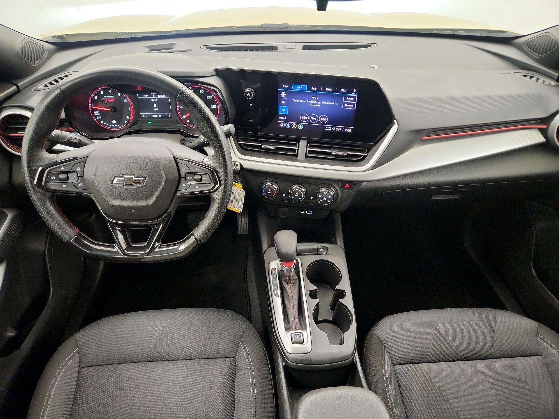 Thumbnail: 2024 Chevrolet Trax - 9