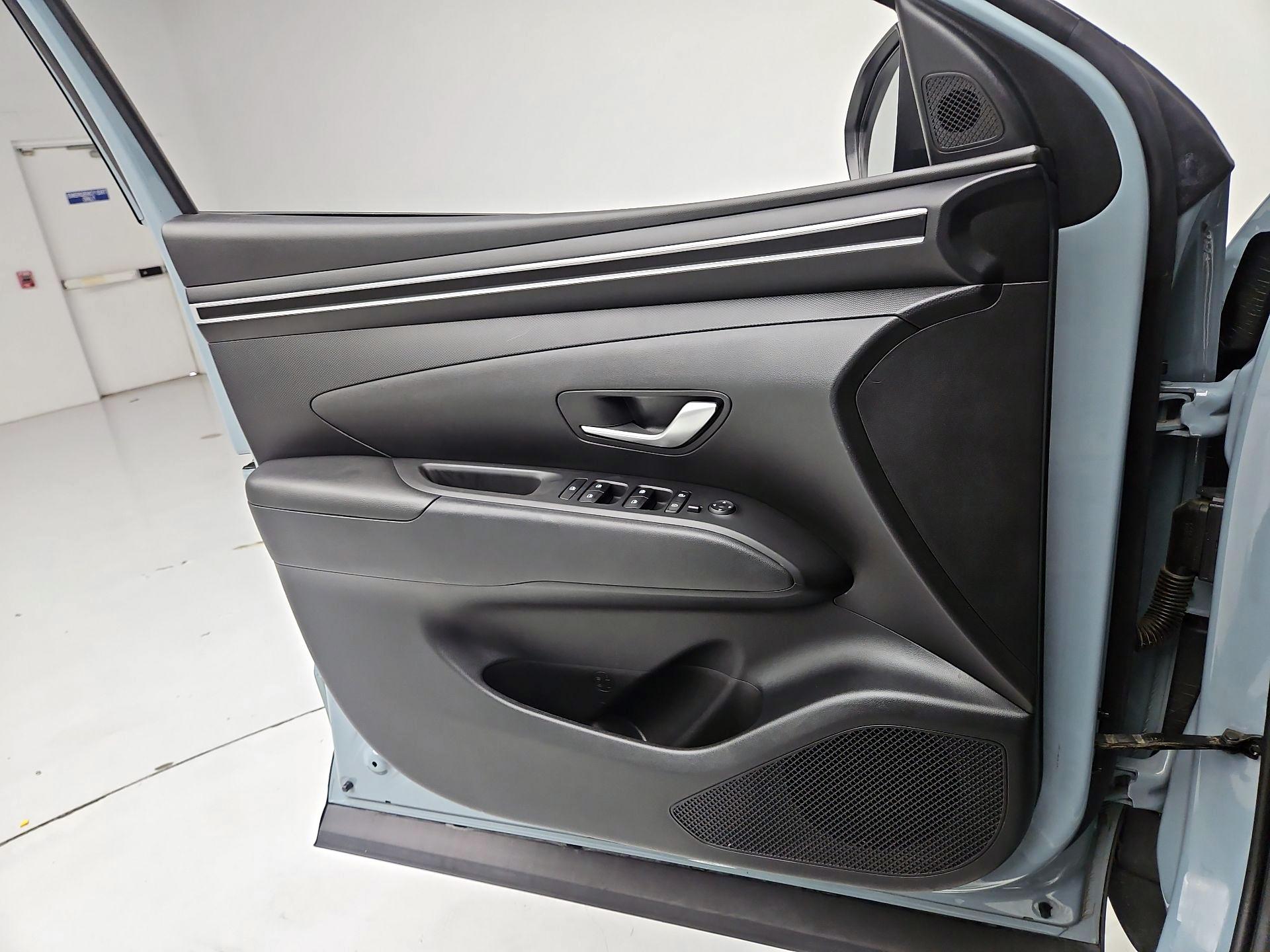 Thumbnail: 2022 Hyundai Santa Cruz - 12