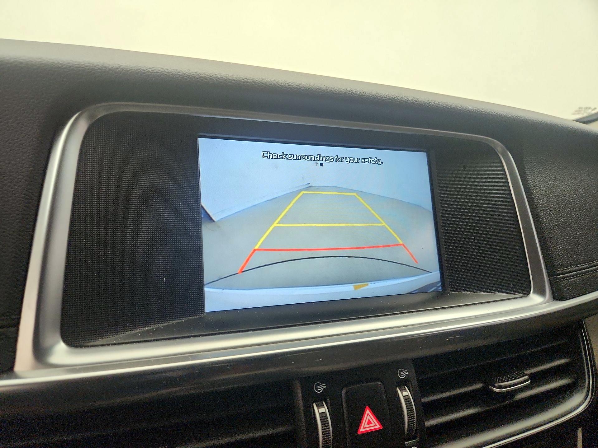 Thumbnail: 2017 Kia Optima - 14