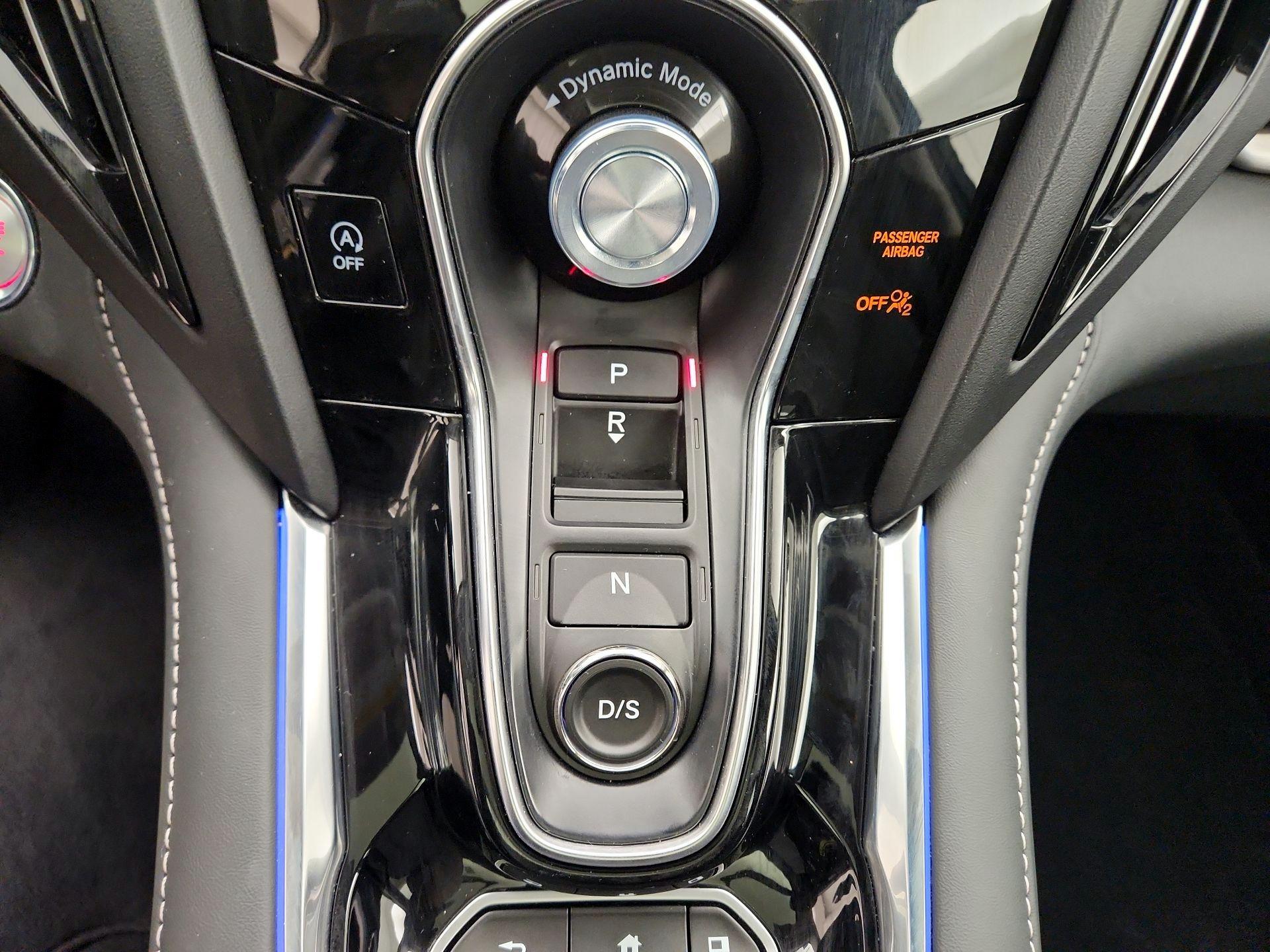 Thumbnail: 2022 Acura RDX - 18