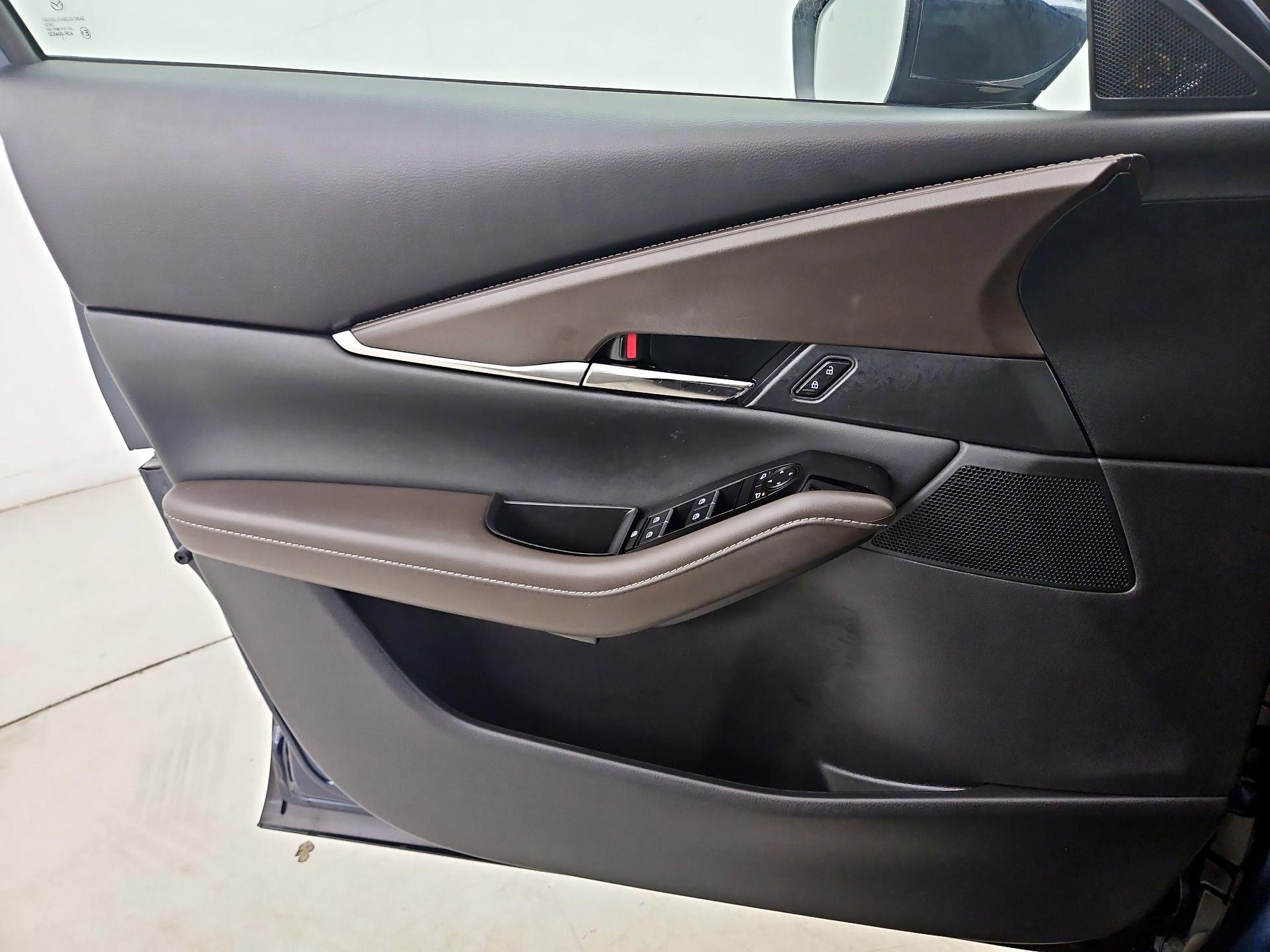 Thumbnail: 2022 Mazda CX-30 - 12